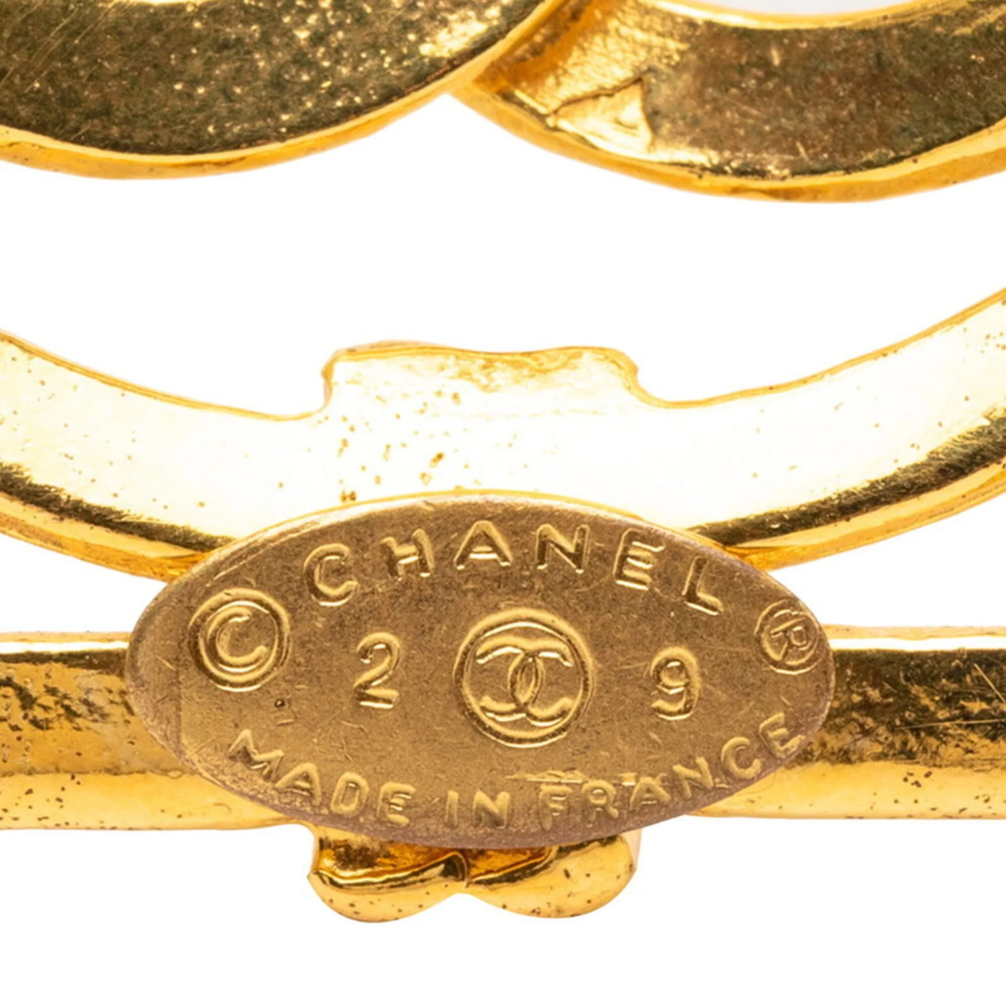CC Logo Brooch Metal - Image 3