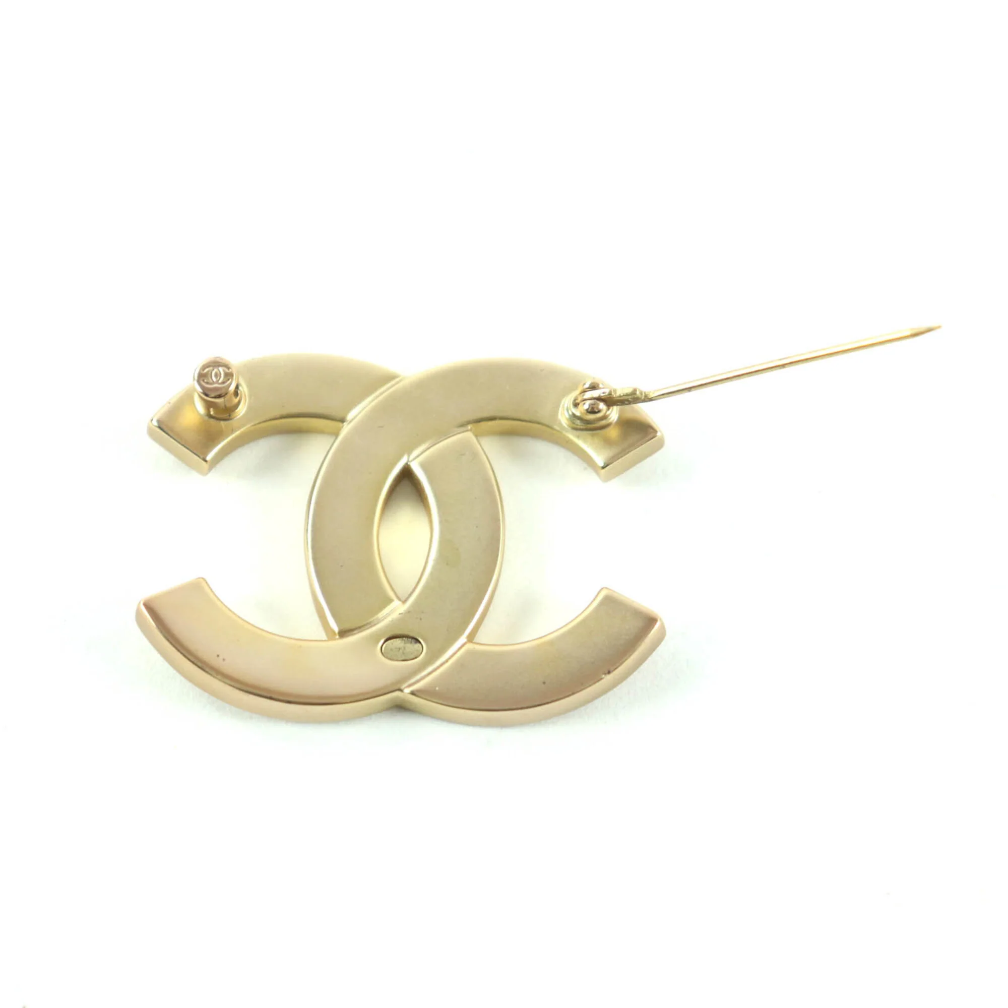 CC Logo Brooch Metal - Image 4