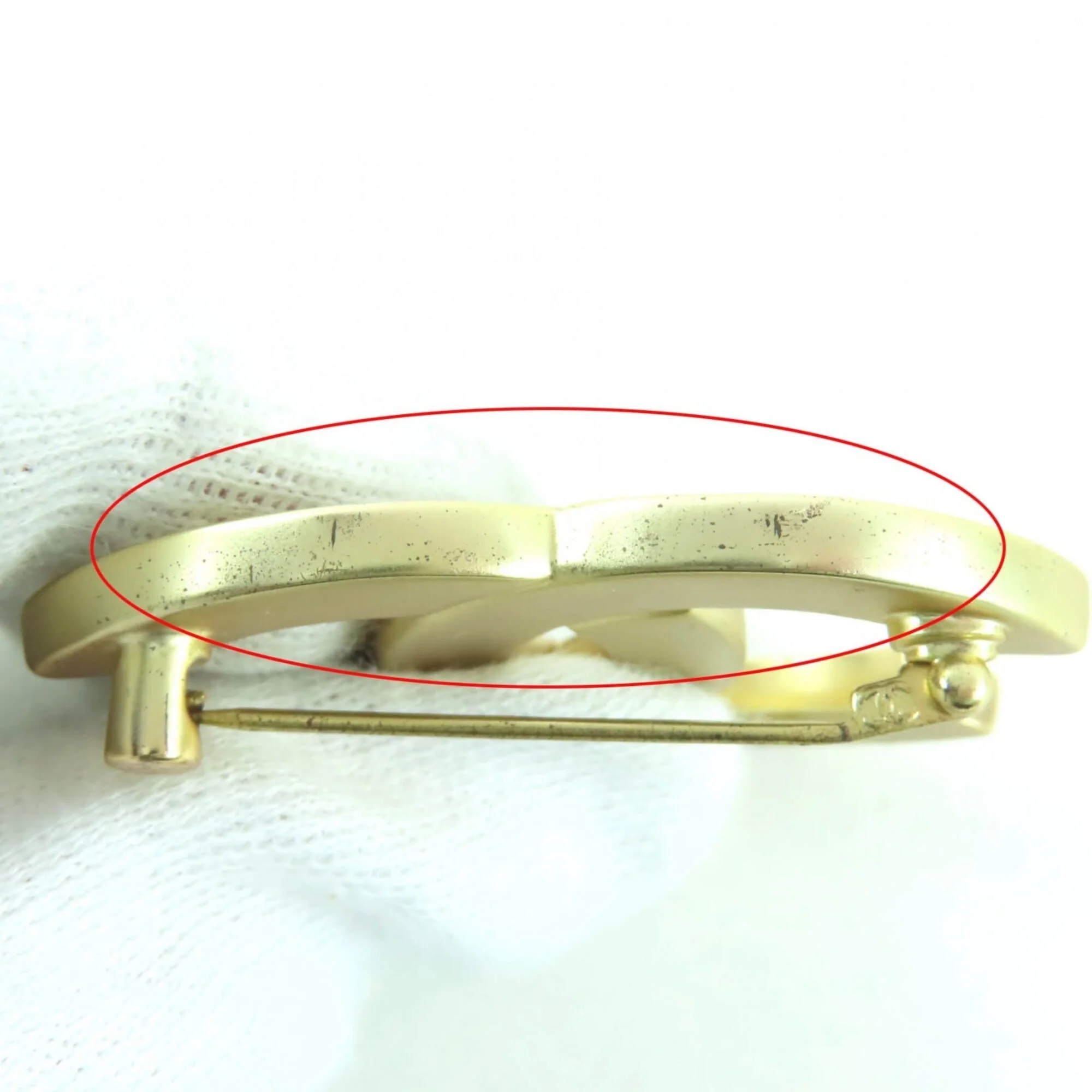 CC Logo Brooch Metal - Image 7