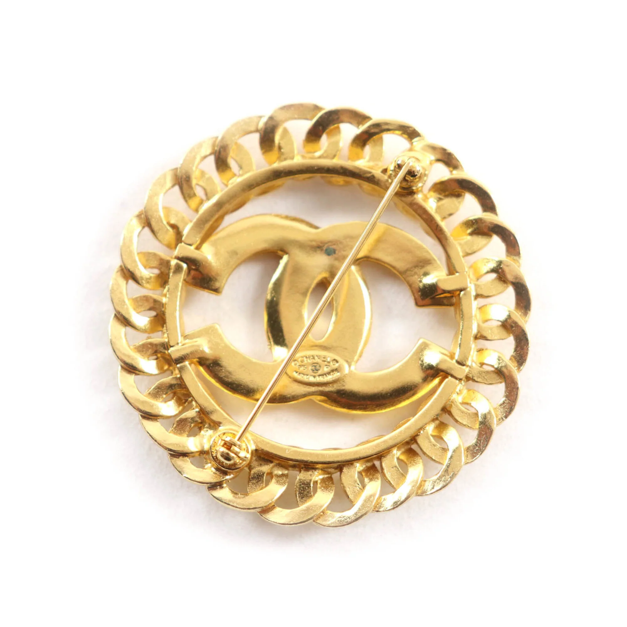 CC Logo Brooch Metal - Image 2