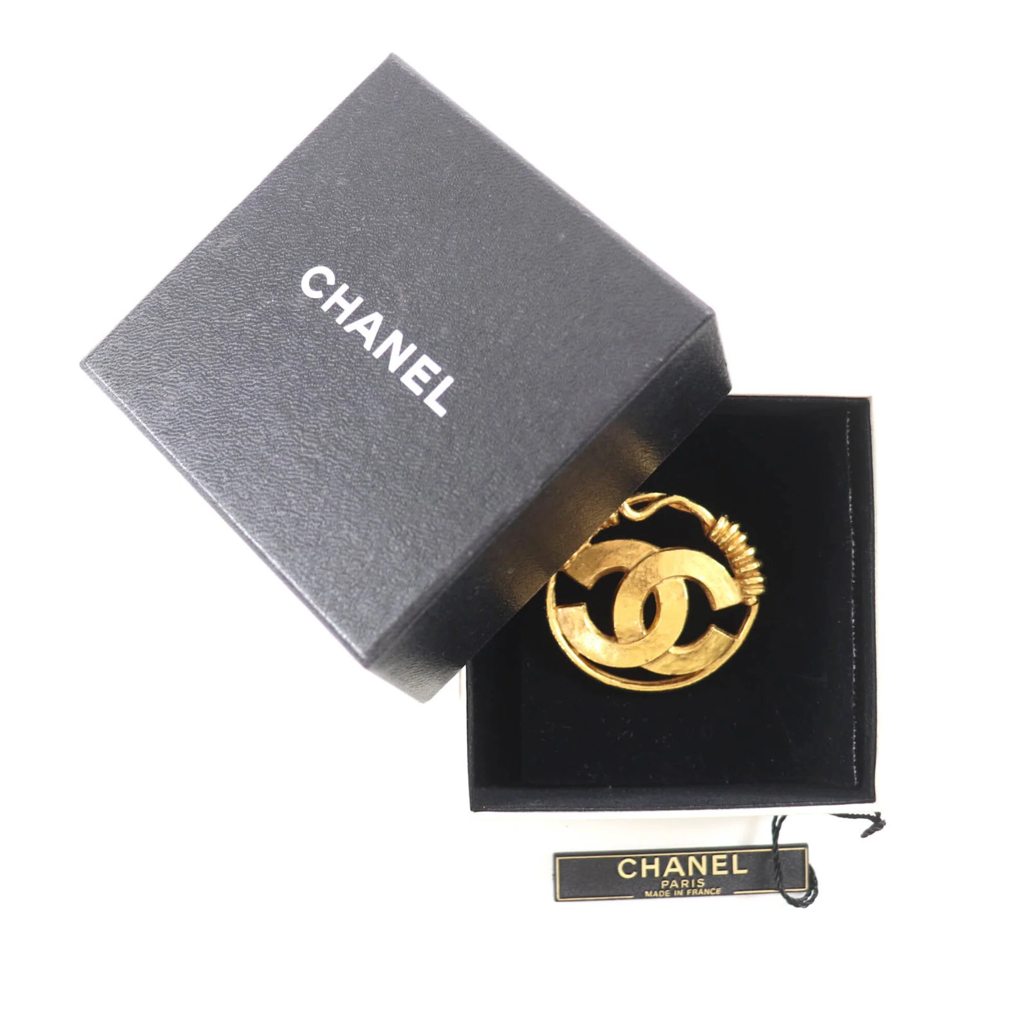 CC Logo Brooch Metal - Image 2