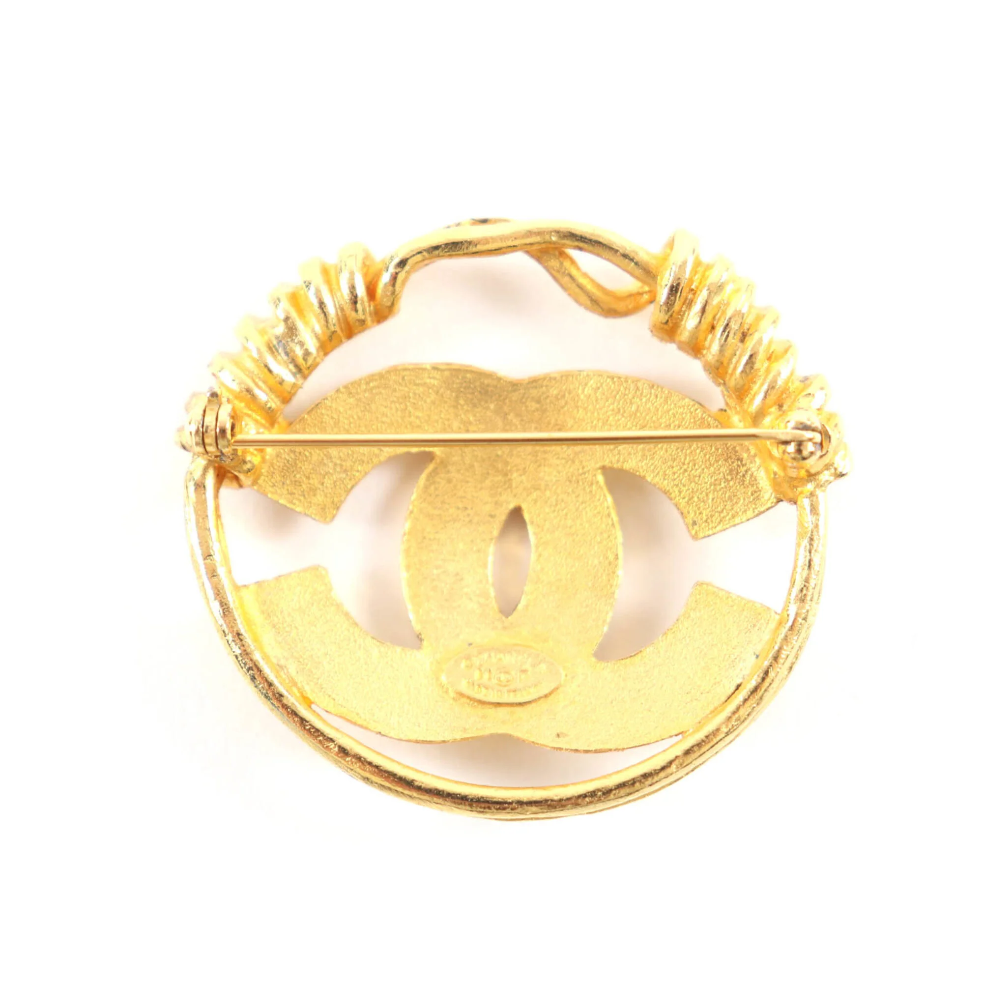 CC Logo Brooch Metal - Image 3