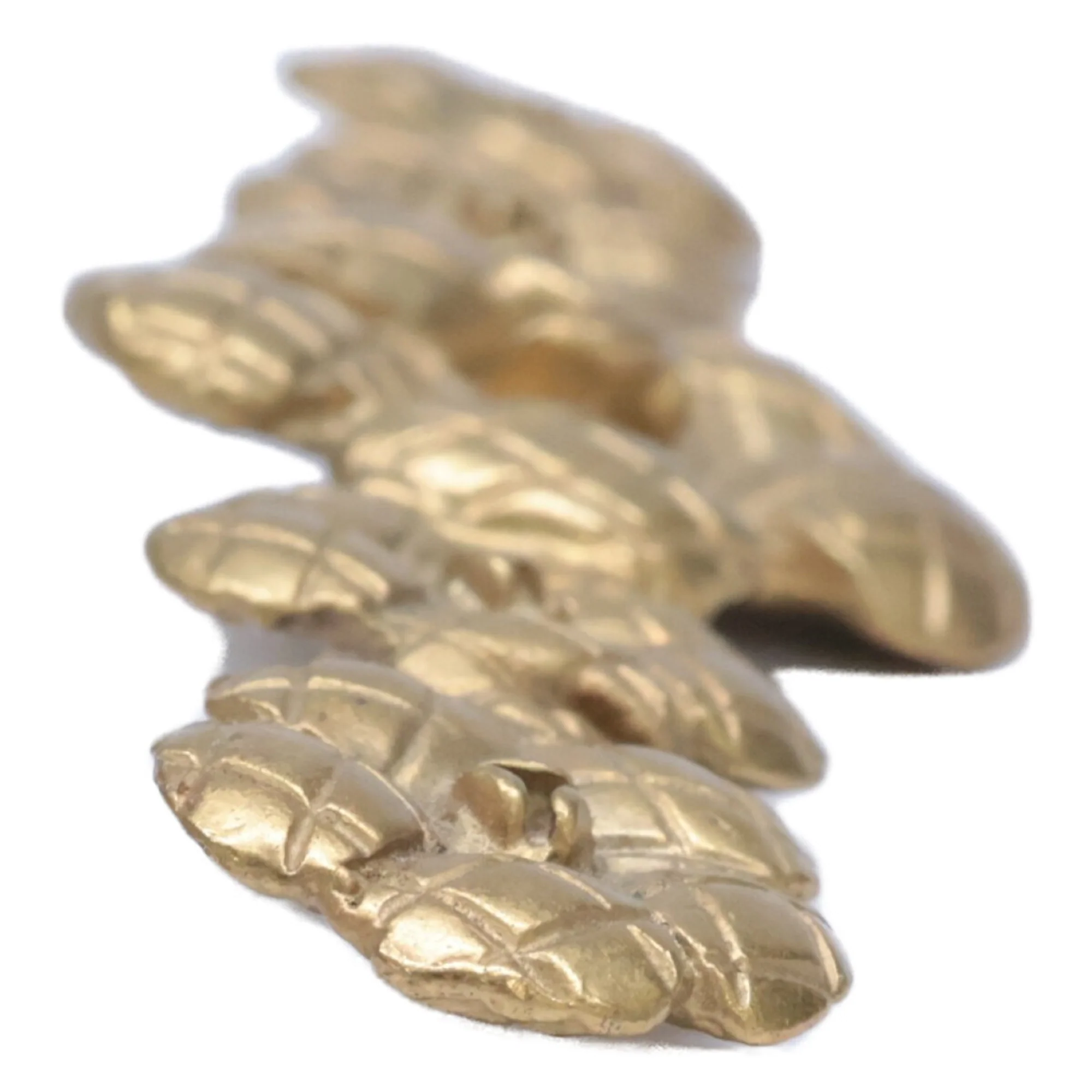 Matelasse Camellia Brooch Metal Gold - Image 4