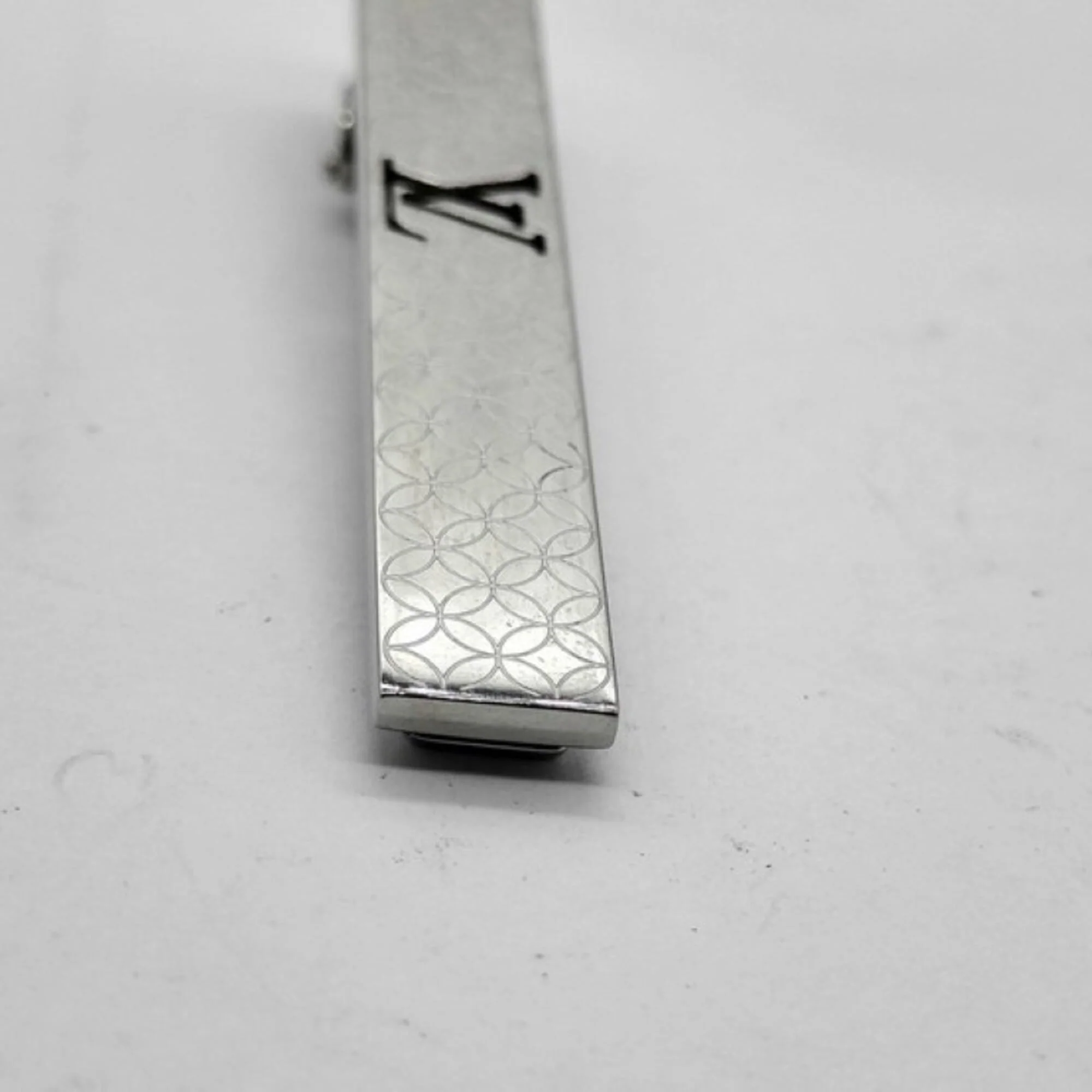 Tie Pin Metal Silver Brooch - Image 9