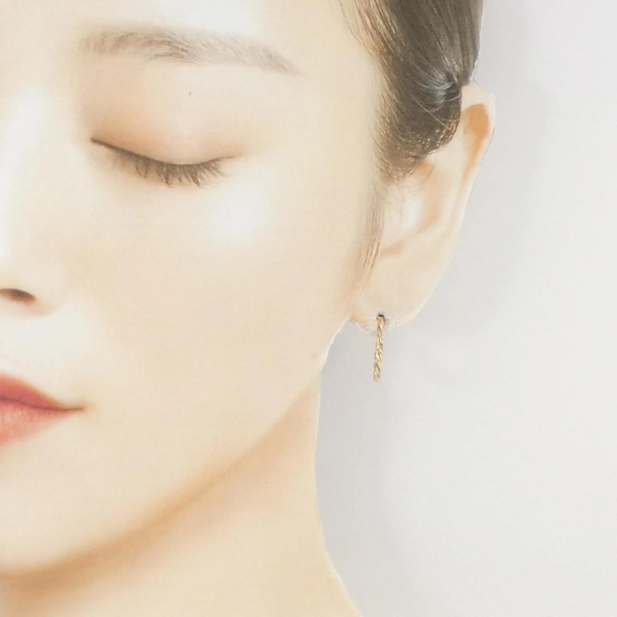 Trinity Earrings 18K Tricolor Gold - Image 4