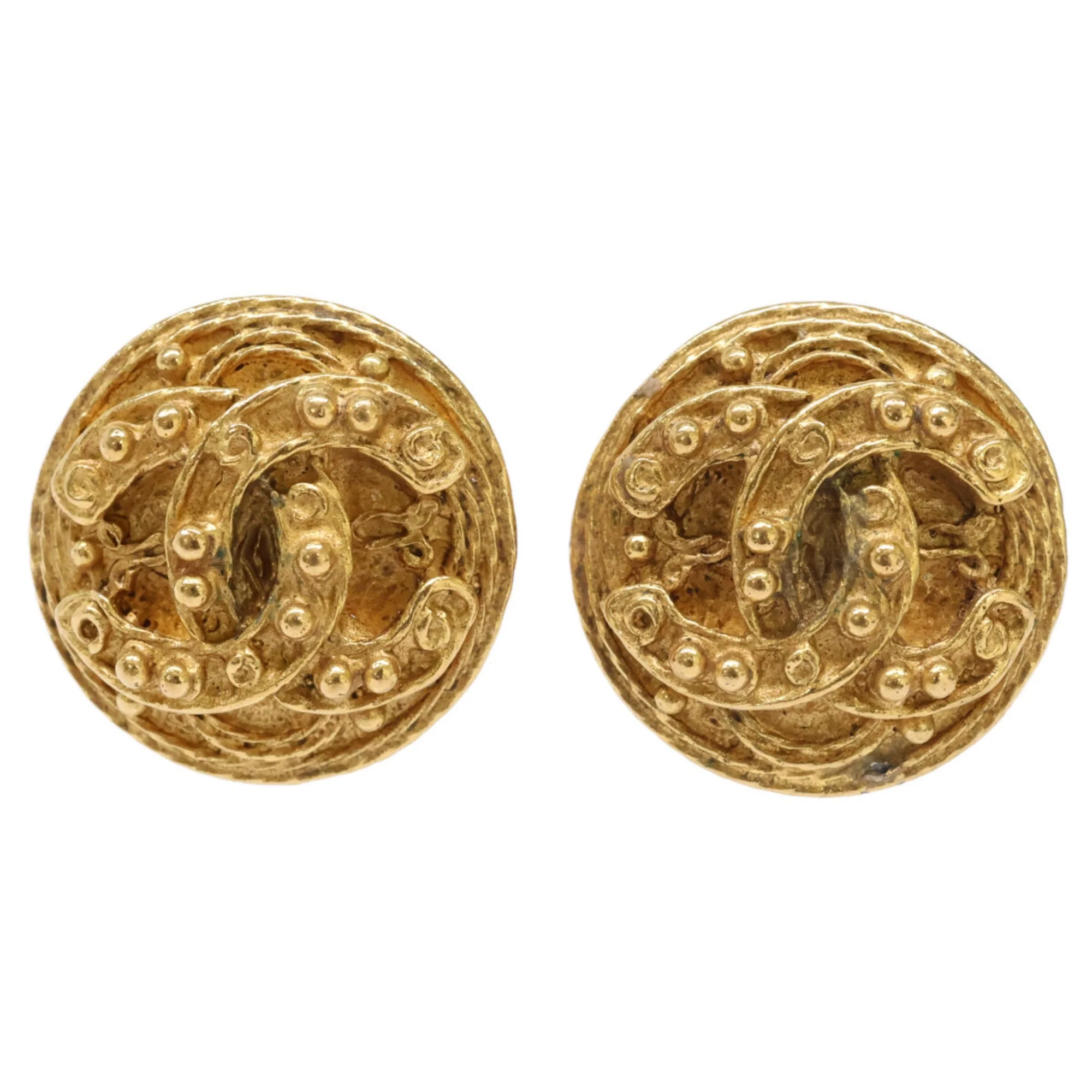 CC Logo Circle Clip-On Earrings Gold-Tone Metal Gold-Tone Metal