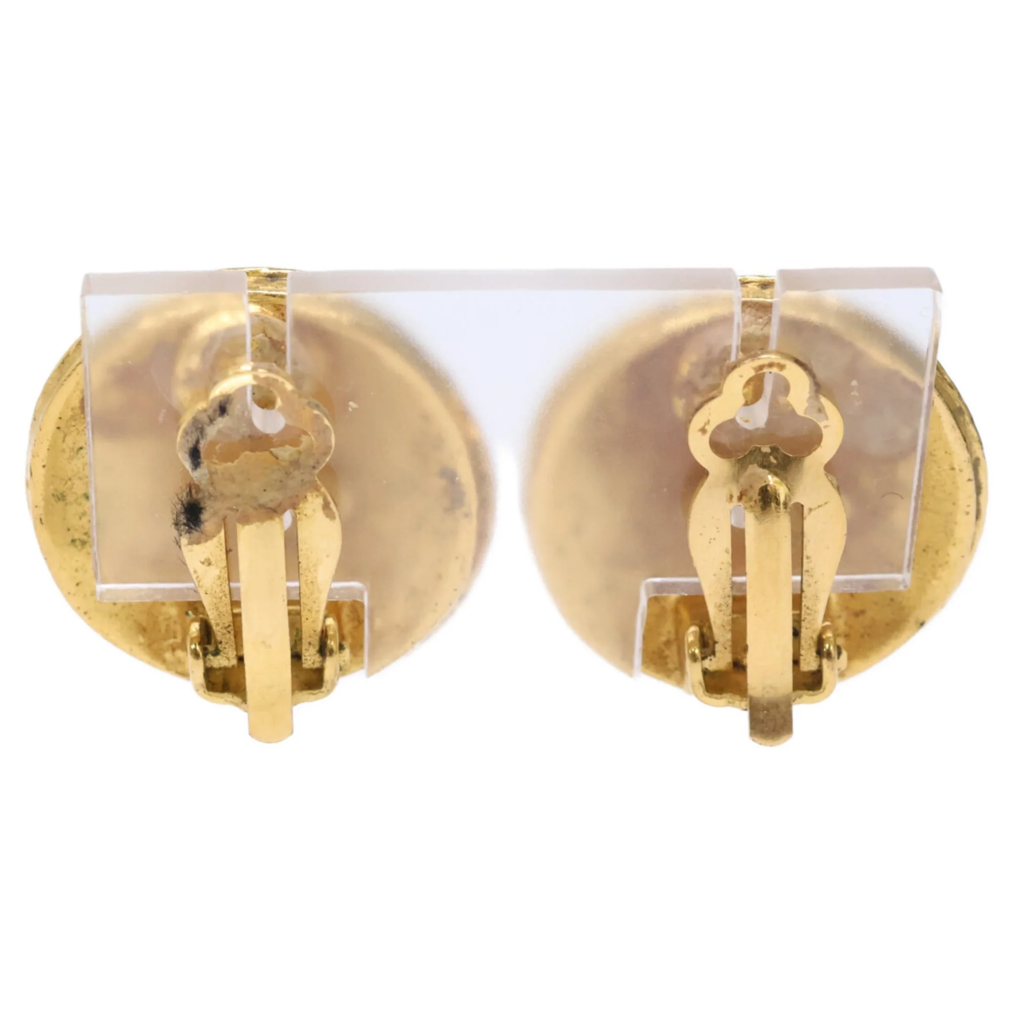CC Logo Circle Clip-On Earrings Gold-Tone Metal Gold-Tone Metal - Image 3