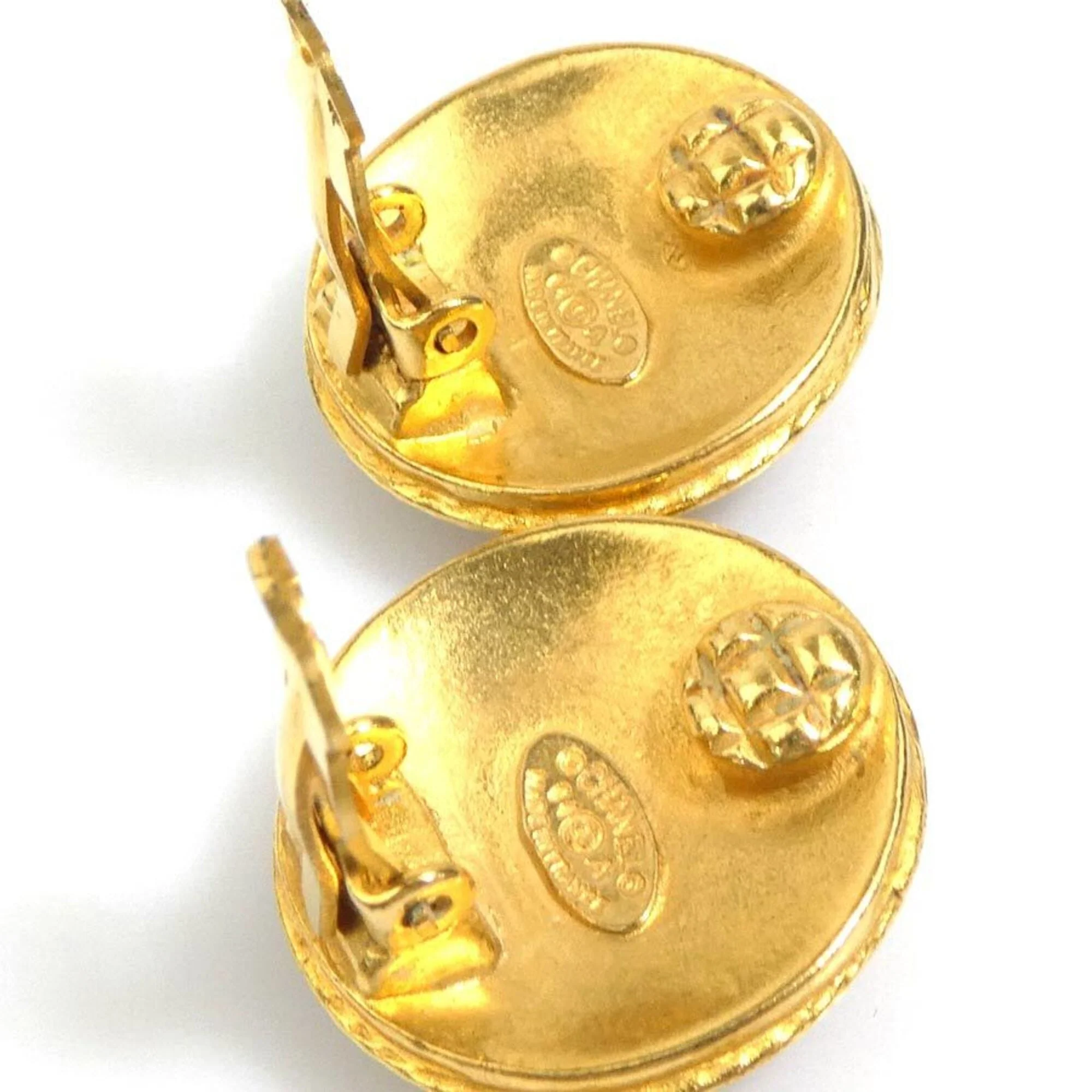 CC Logo Clip-On Earrings Gold-Tone Metal Gold-Tone Metal - Image 6