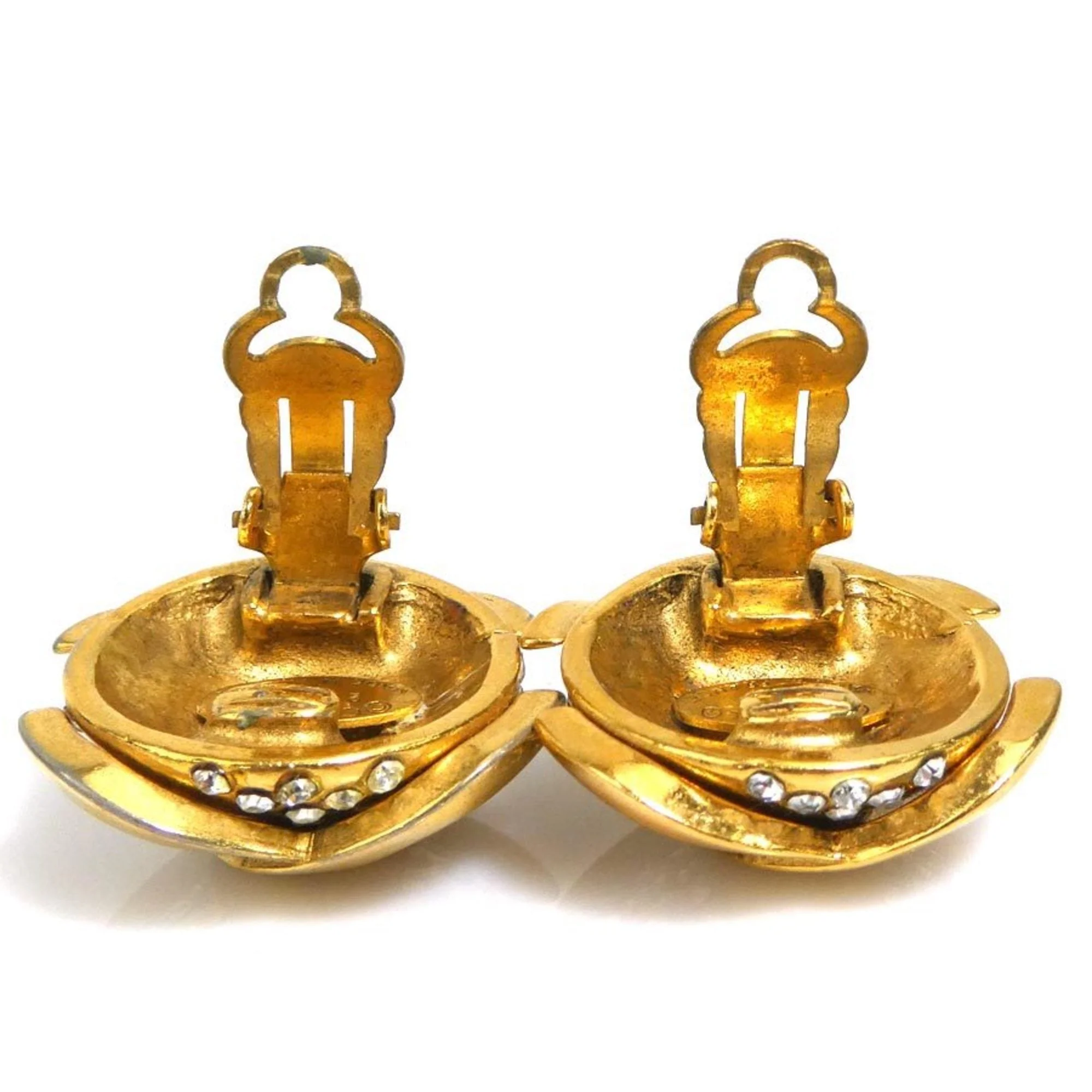 CC Logo Clip-On Earrings Metal - Image 6