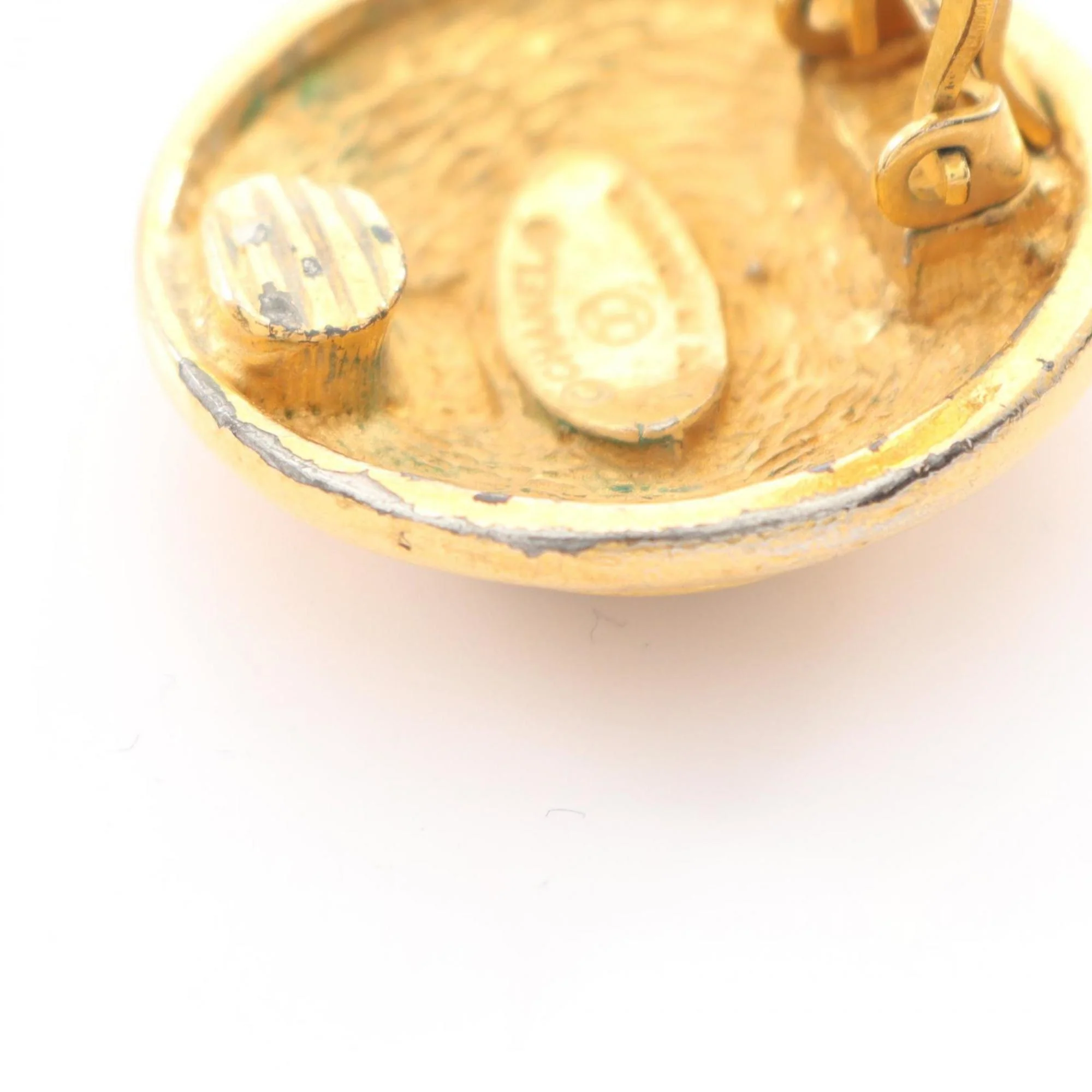 CC Logo Clip-On Earrings Metal Gold-Tone Metal - Image 7