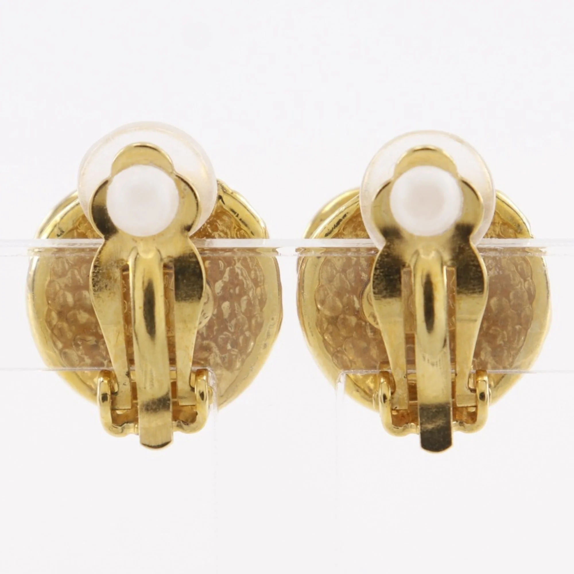 CC Logo Clip-On Earrings Metal Gold-Tone Metal - Image 3
