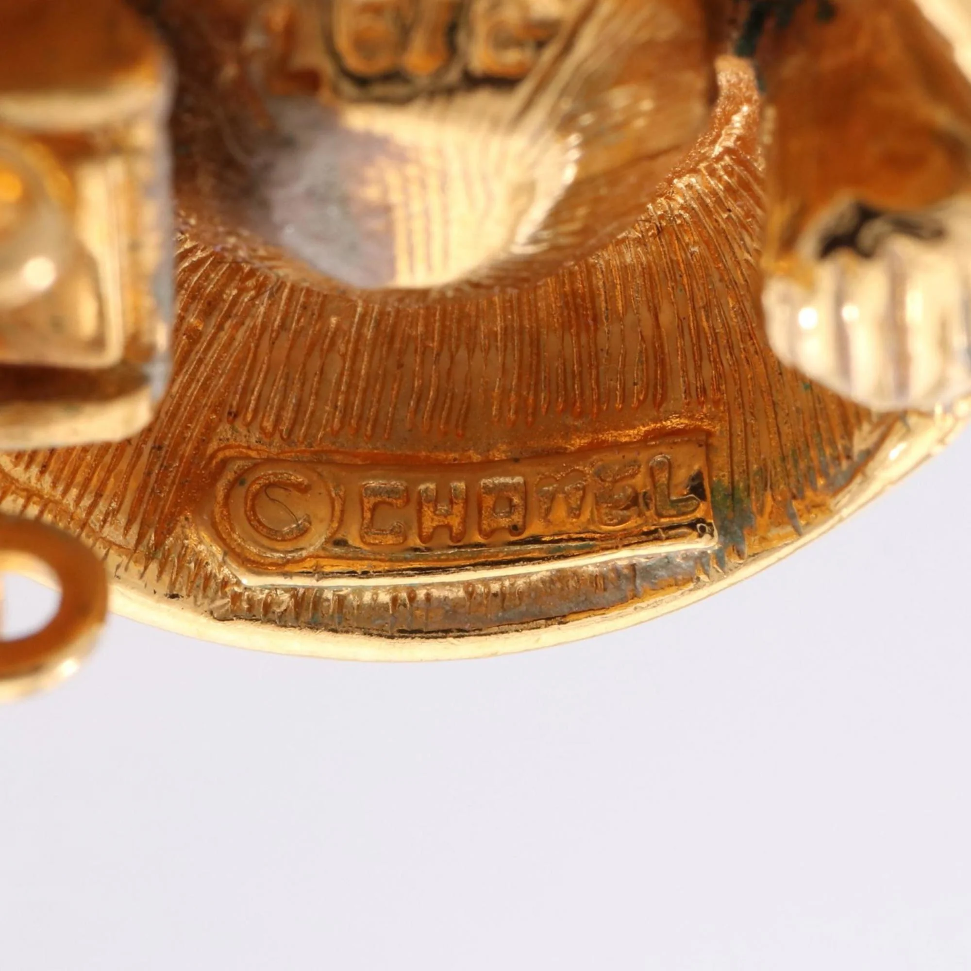 CC Logo Clip-On Earrings Metal Gold-Tone Metal - Image 3