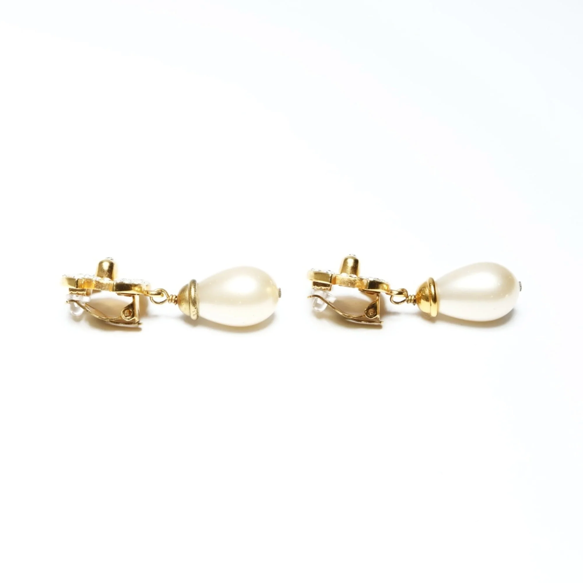 CC Logo Clip-On Earrings Metal Gold-Tone Metal - Image 3