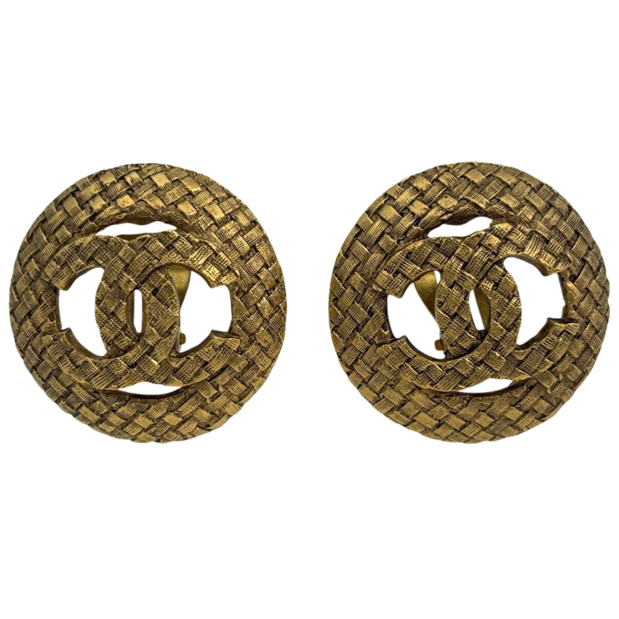 CC Logo Round Clip-On Earrings Metal Gold-Tone Metal