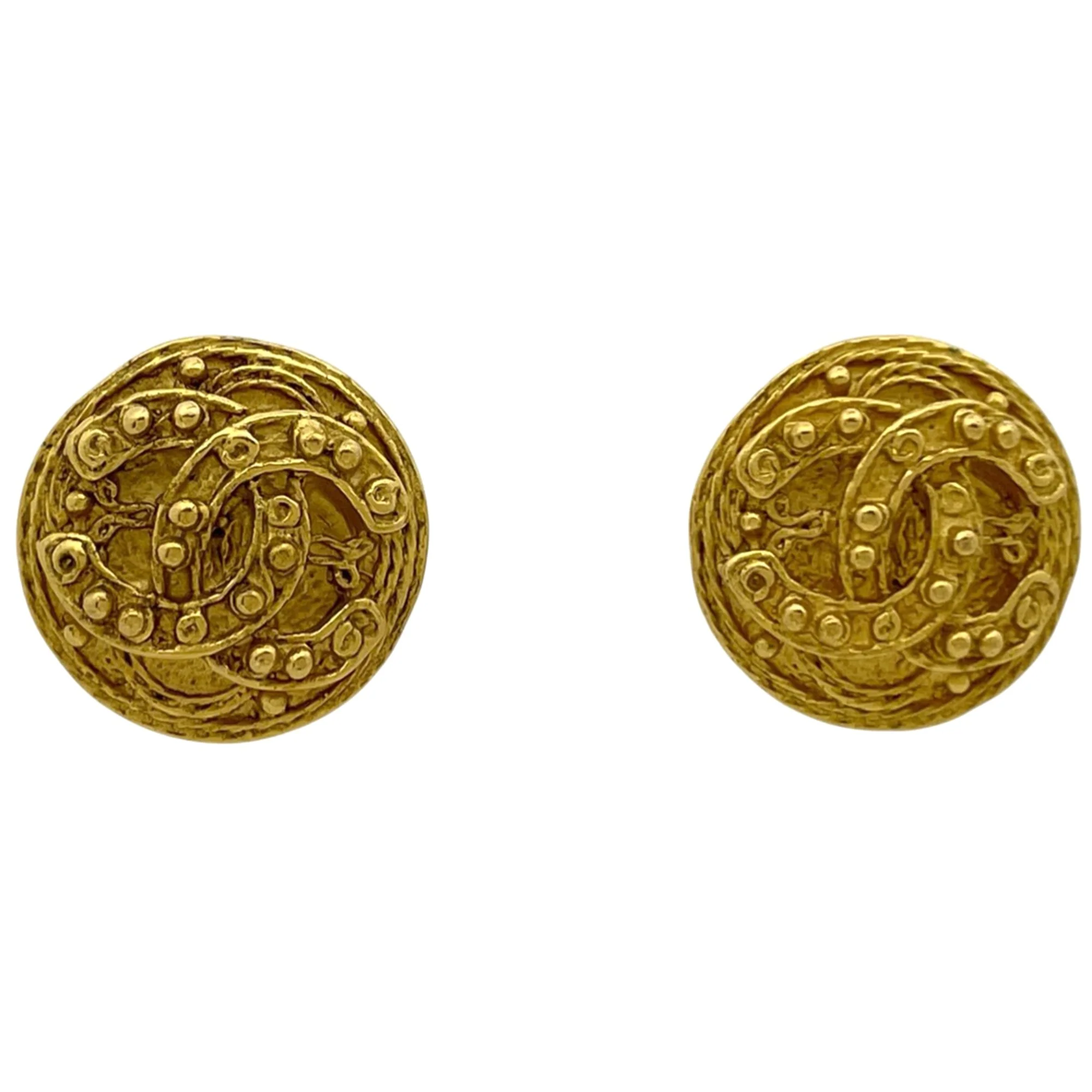 CC Logo Round Clip-On Earrings Metal Gold-Tone Metal