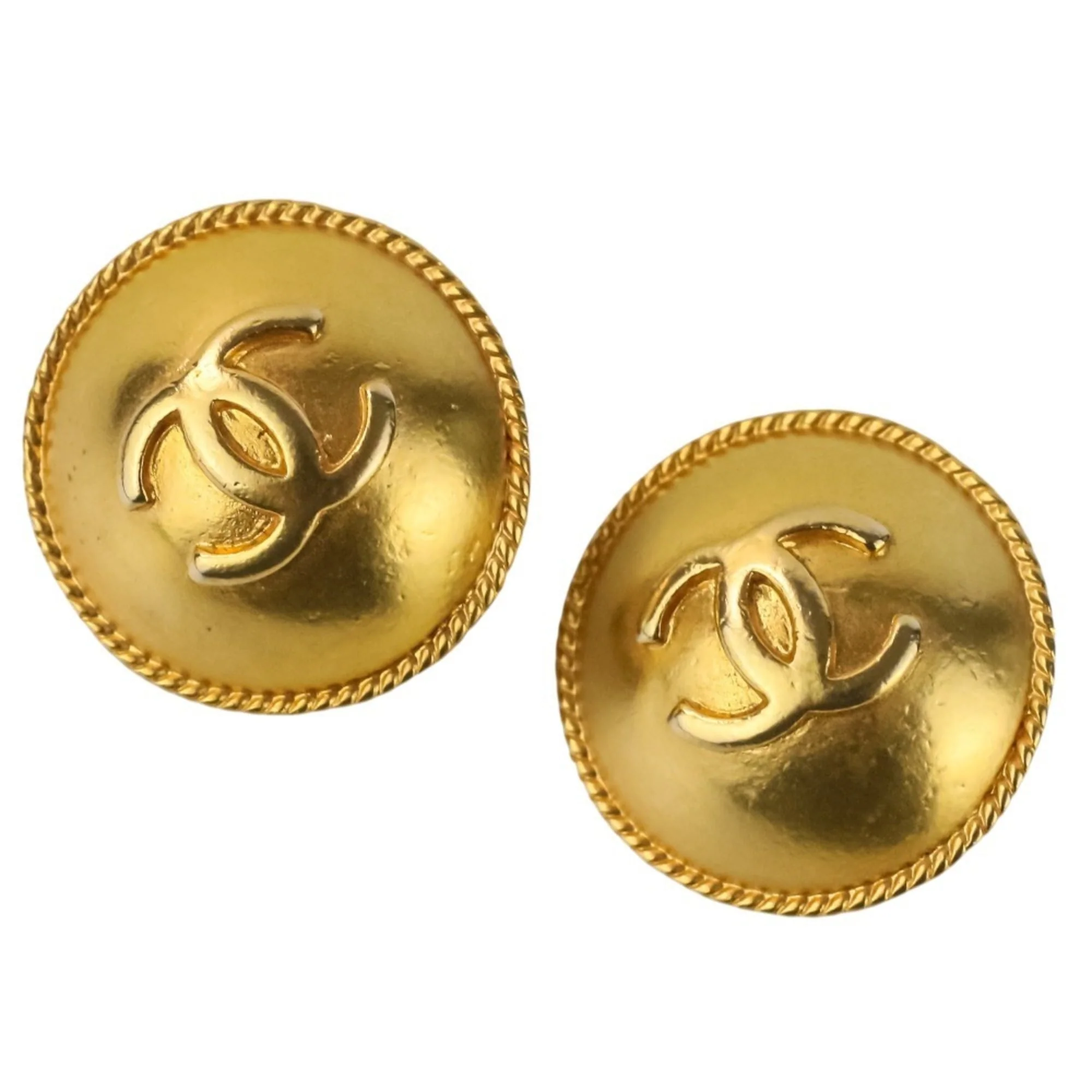 CC Logo Round Clip-On Earrings Metal Gold-Tone Metal