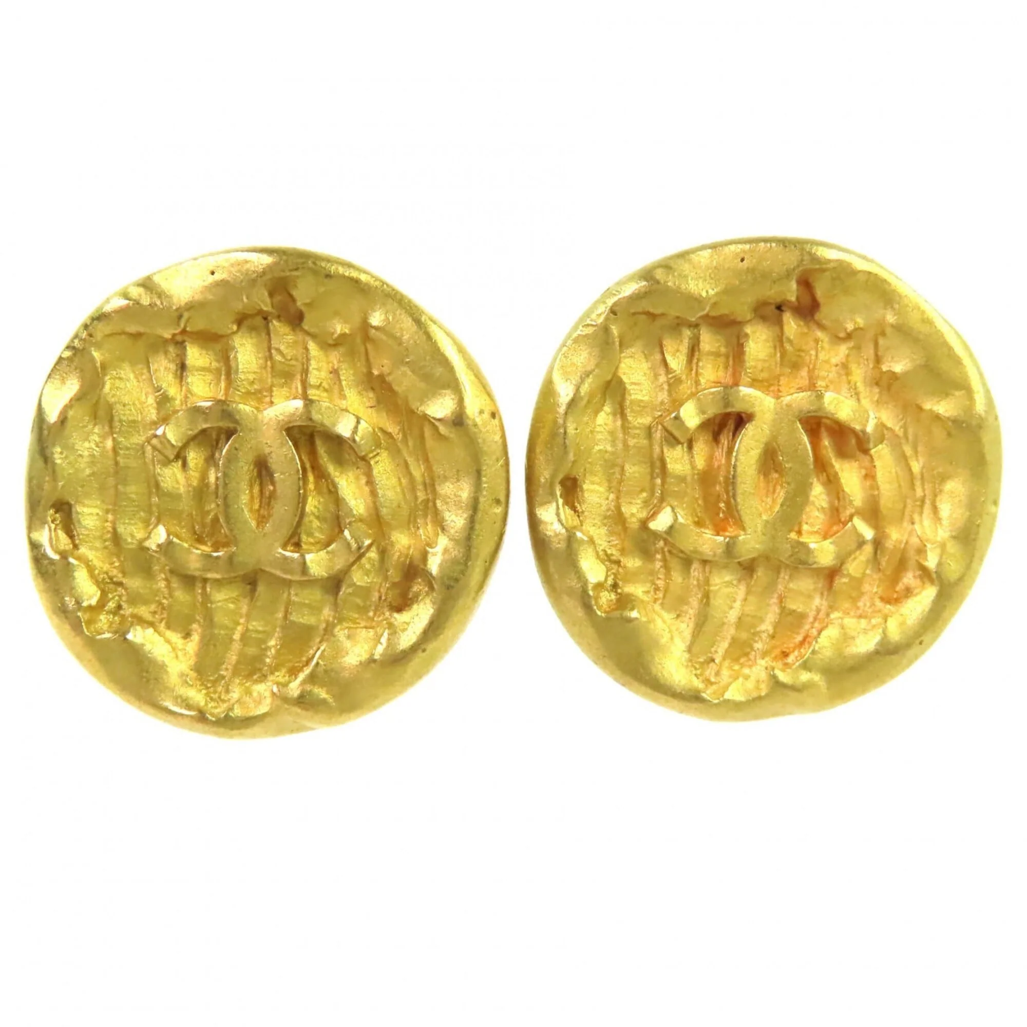CC Logo Round Clip-On Earrings Metal Gold-Tone Metal