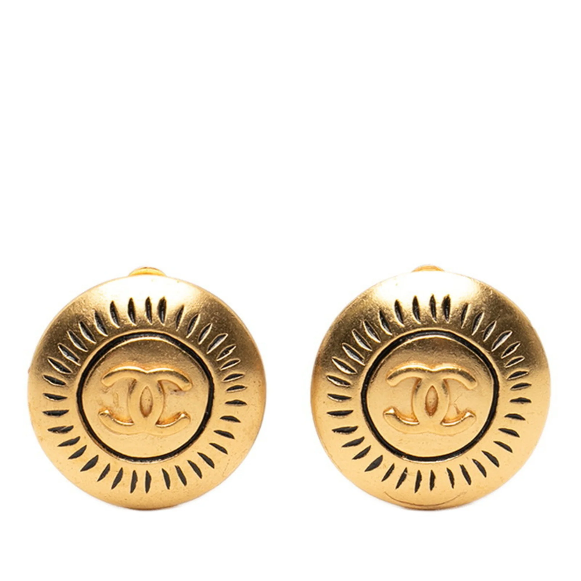 CC Logo Round Clip-On Earrings Metal Gold-Tone Metal