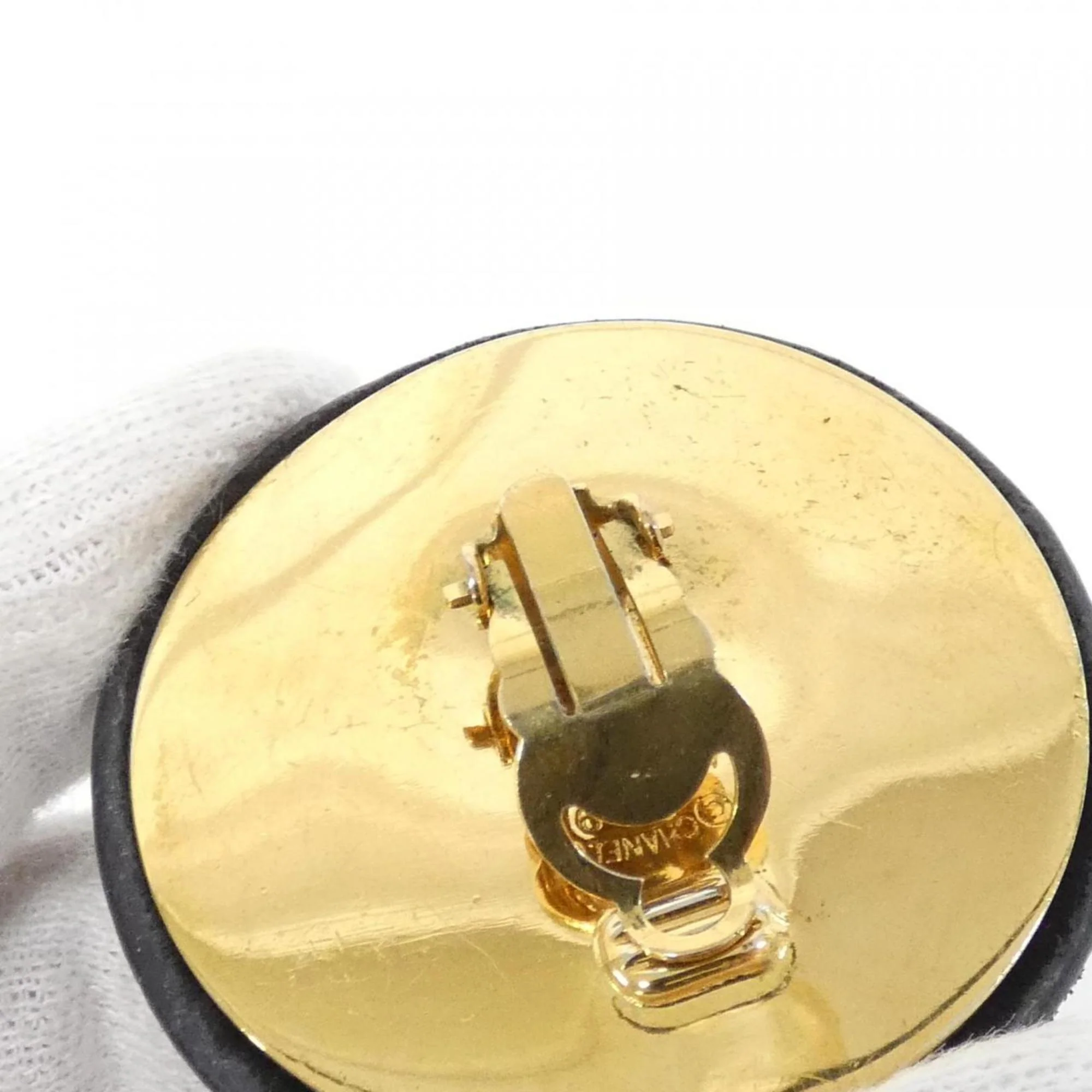 Clip-On Earrings Clip-On Gold-Tone Metal - Image 5