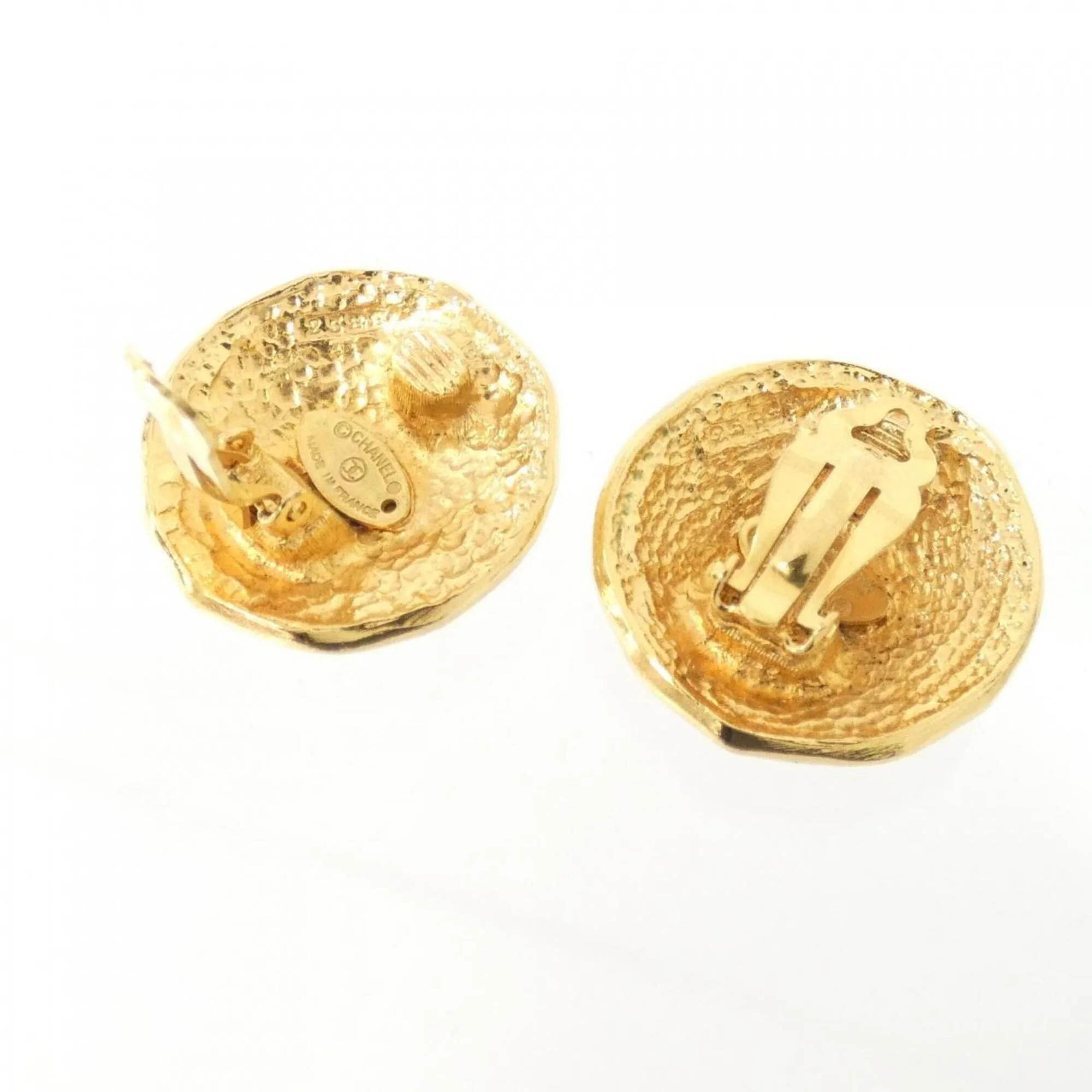 Clip-On Earrings Clip-On Gold-Tone Metal - Image 3