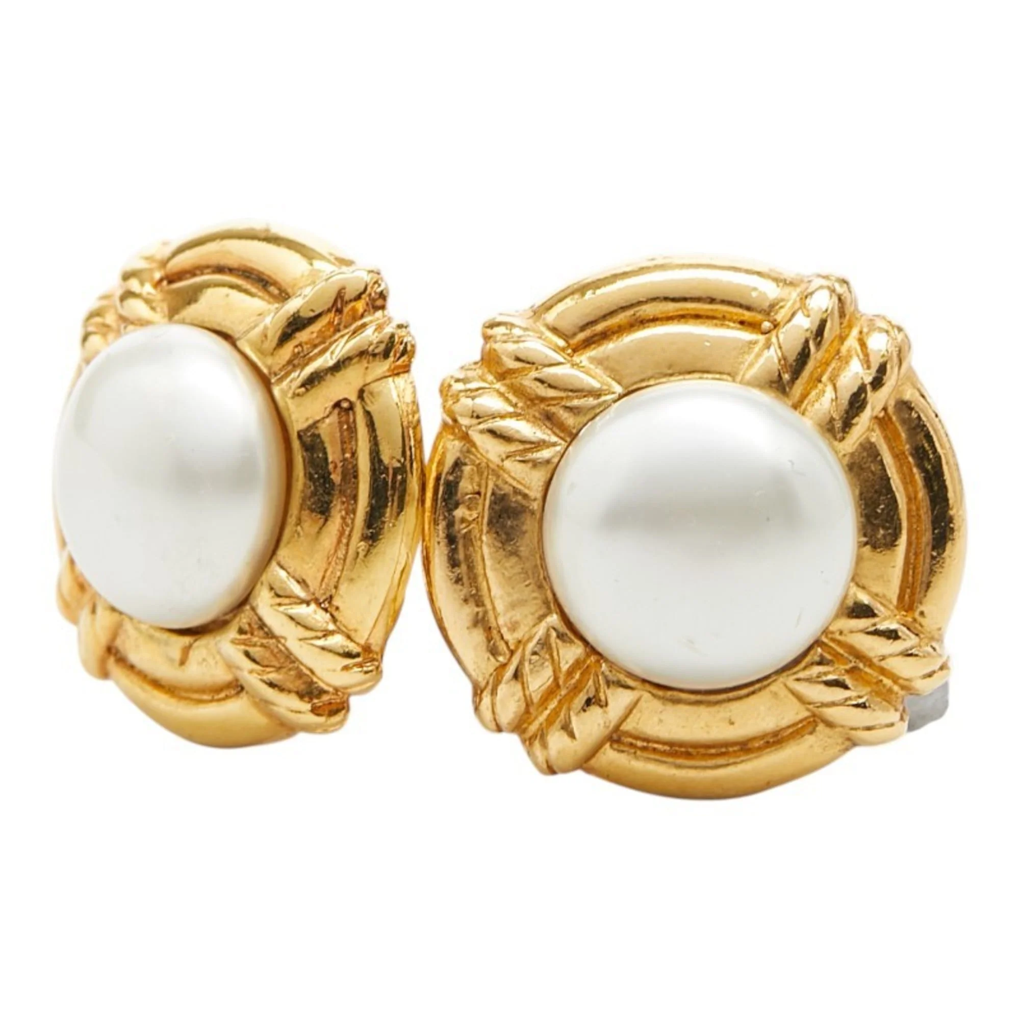 Vintage Clip-On Earrings Pearl Clip-On Gold-Tone Metal