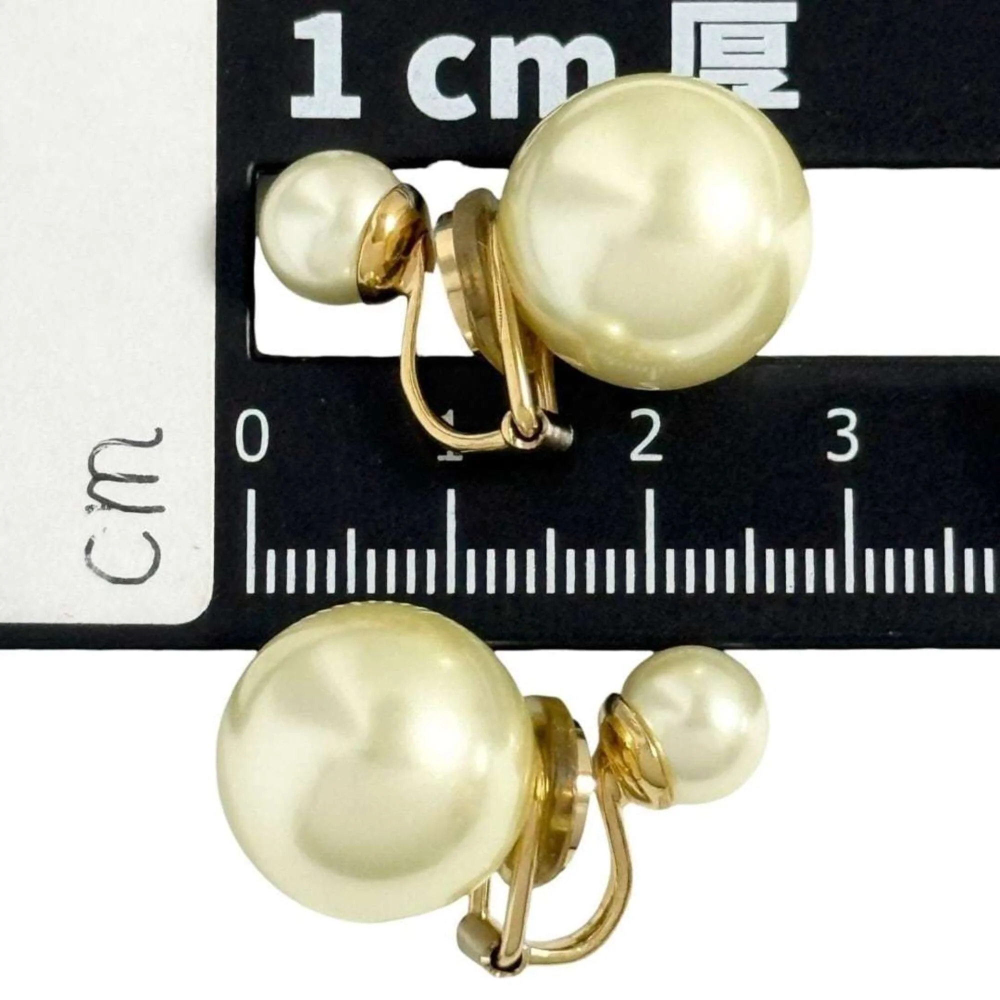 Tribal Clip-On Earrings Artificial Pearl and Metal - Image 8
