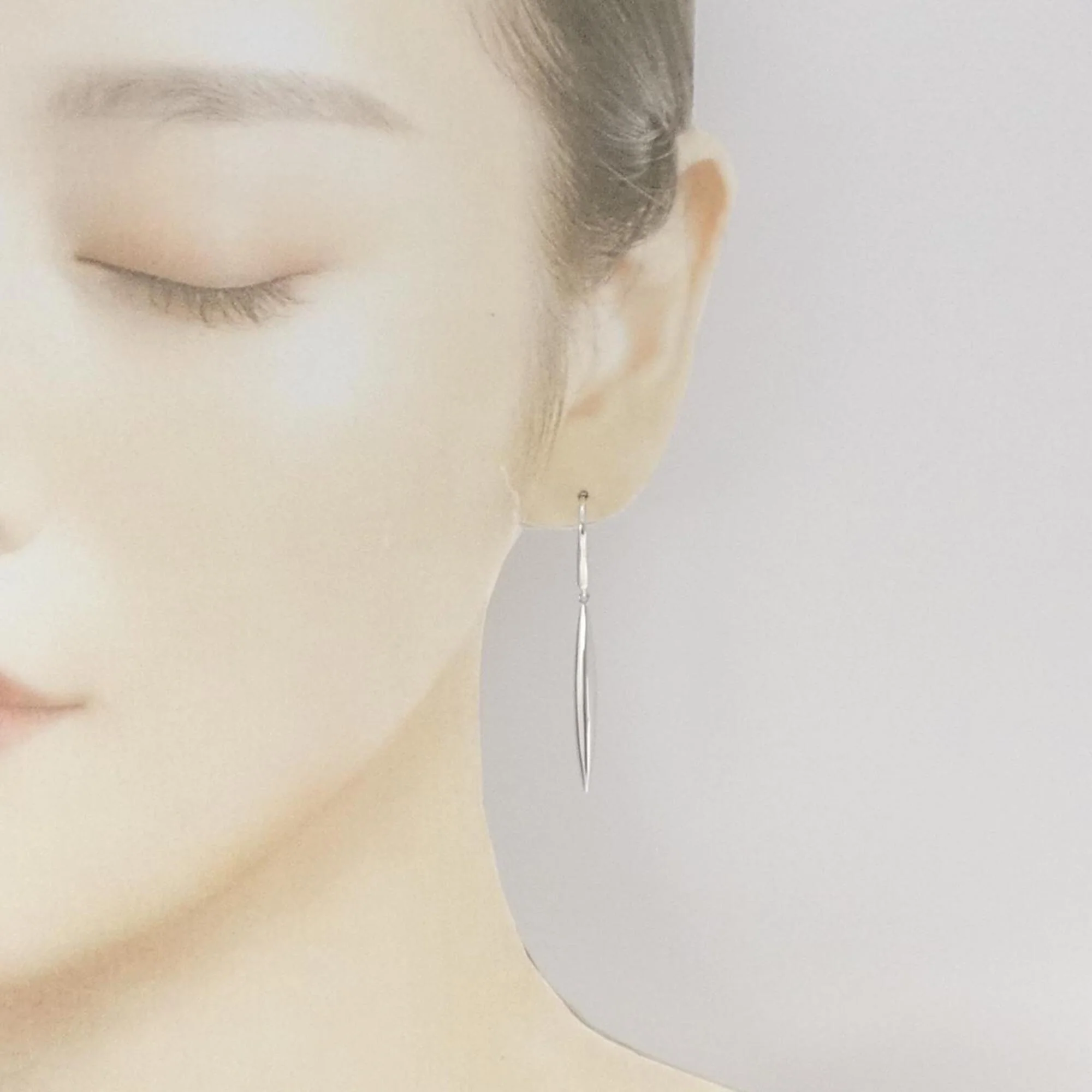 Clip-On Earrings Feathers - Image 4