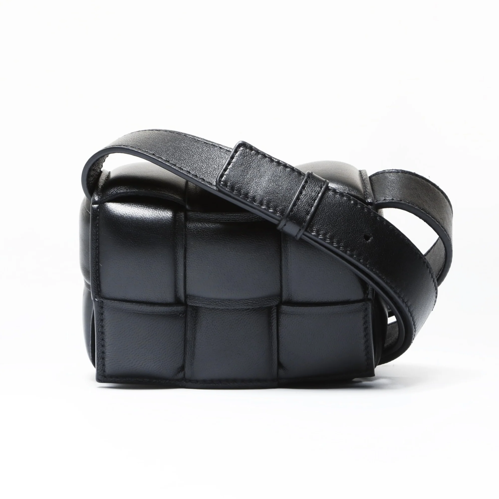Cassette Crossbody Bag Padded Maxi Intrecciato Leather - Image 2