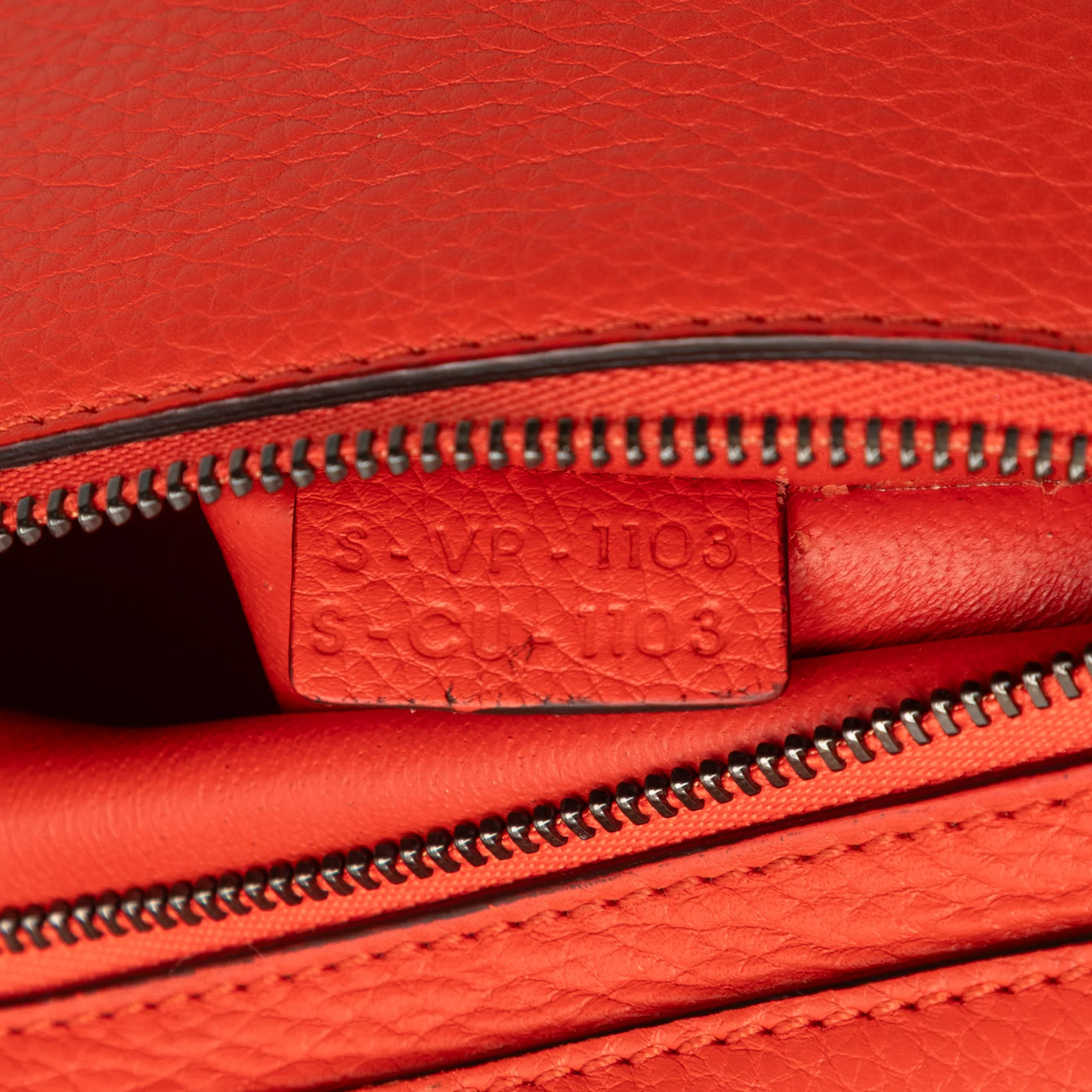 Trapeze Bag Leather Medium - Image 6