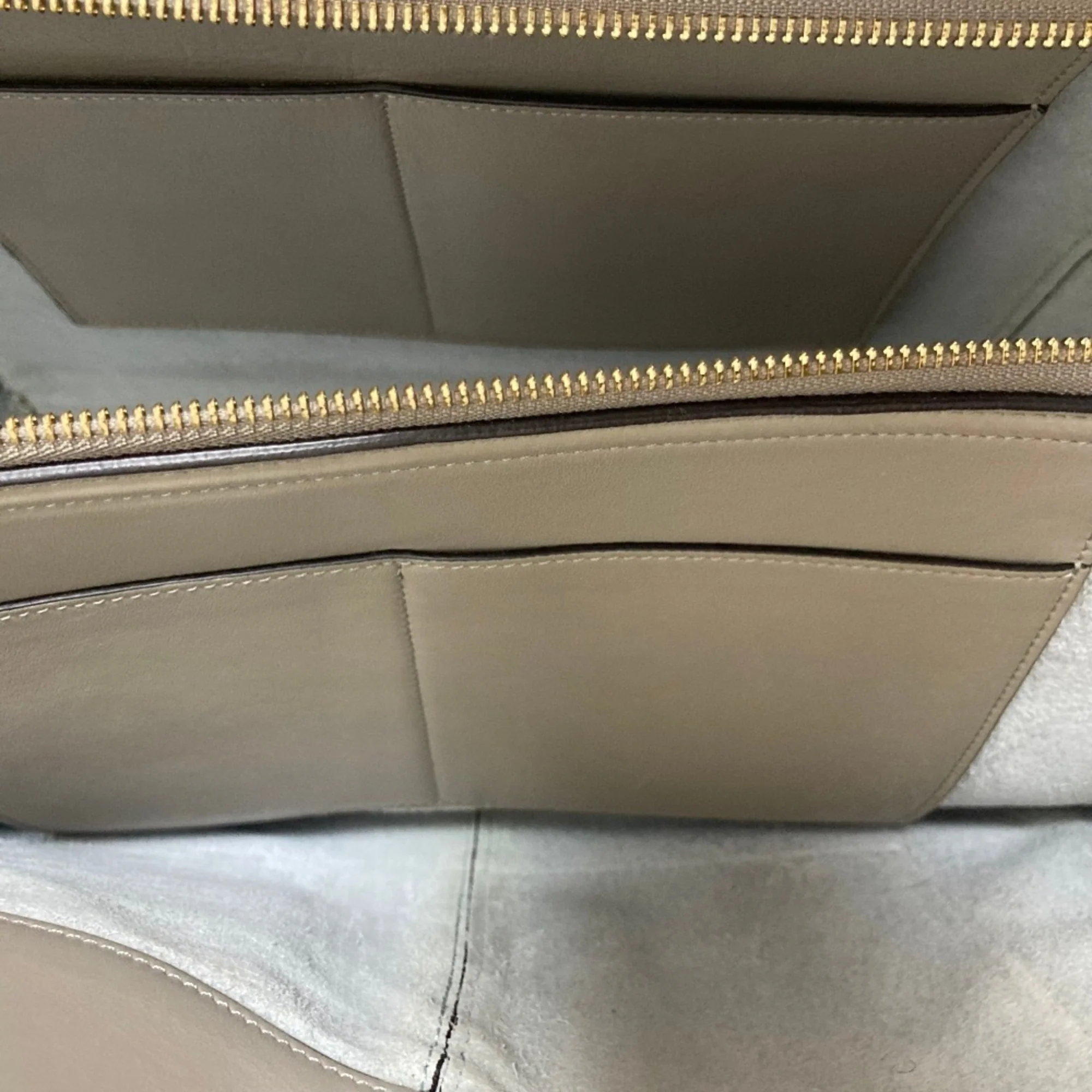Tri-Fold Shoulder Bag Smooth Calfskin Medium - Image 8