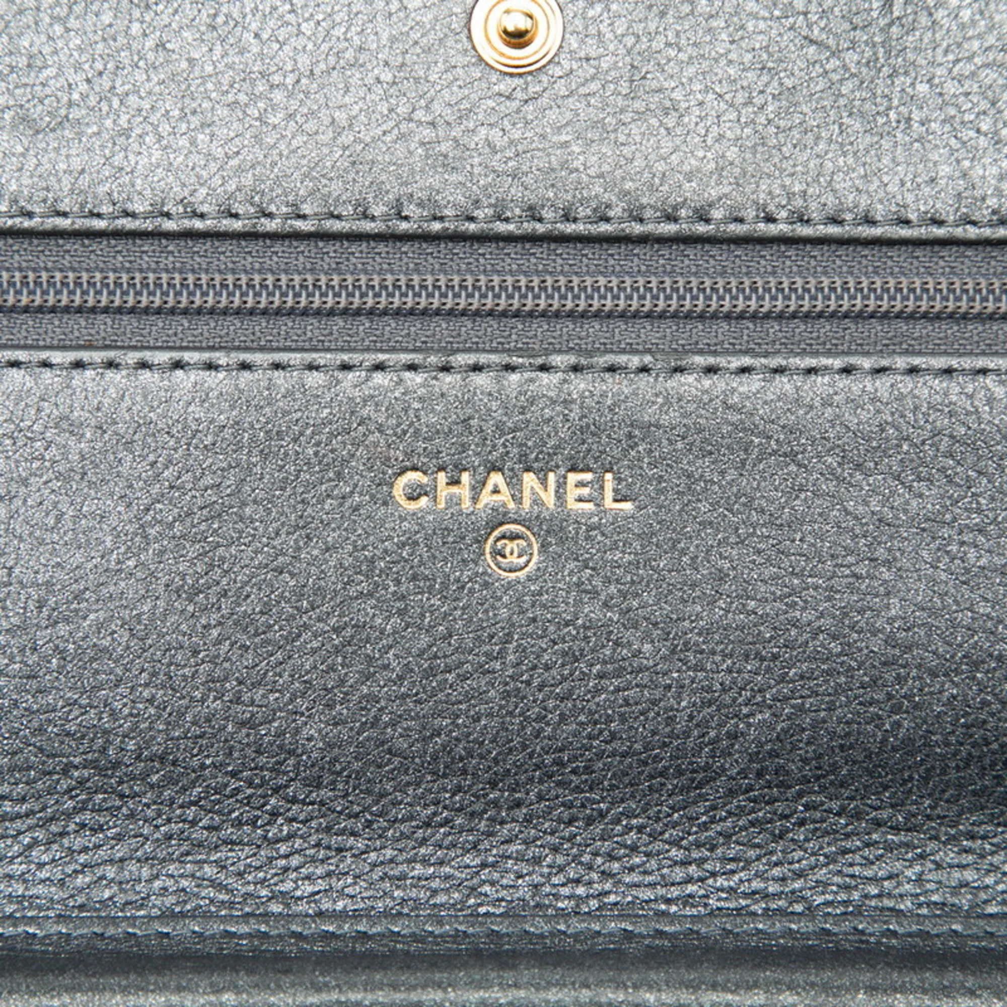 Boy Wallet on Chain Quilted Caviar - Image 5