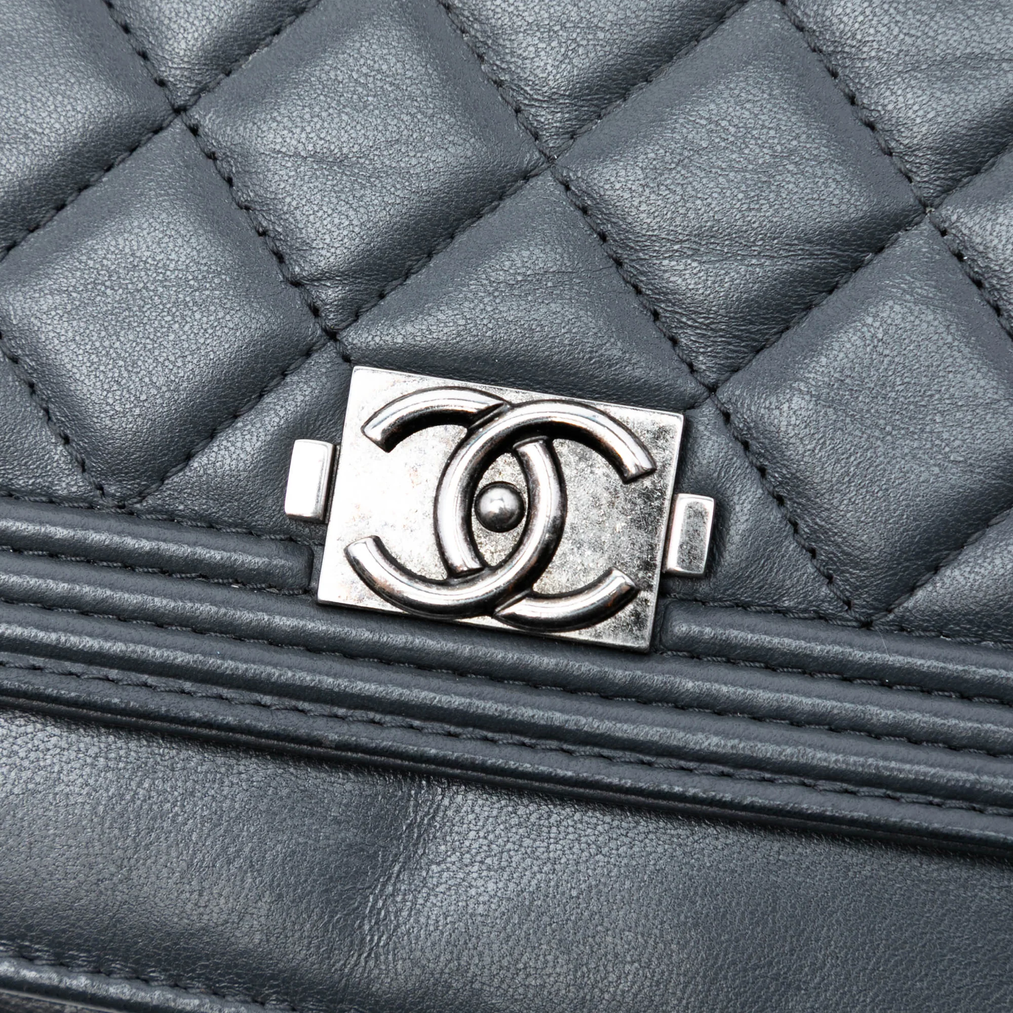 Boy Wallet on Chain Quilted Lambskin - Image 5
