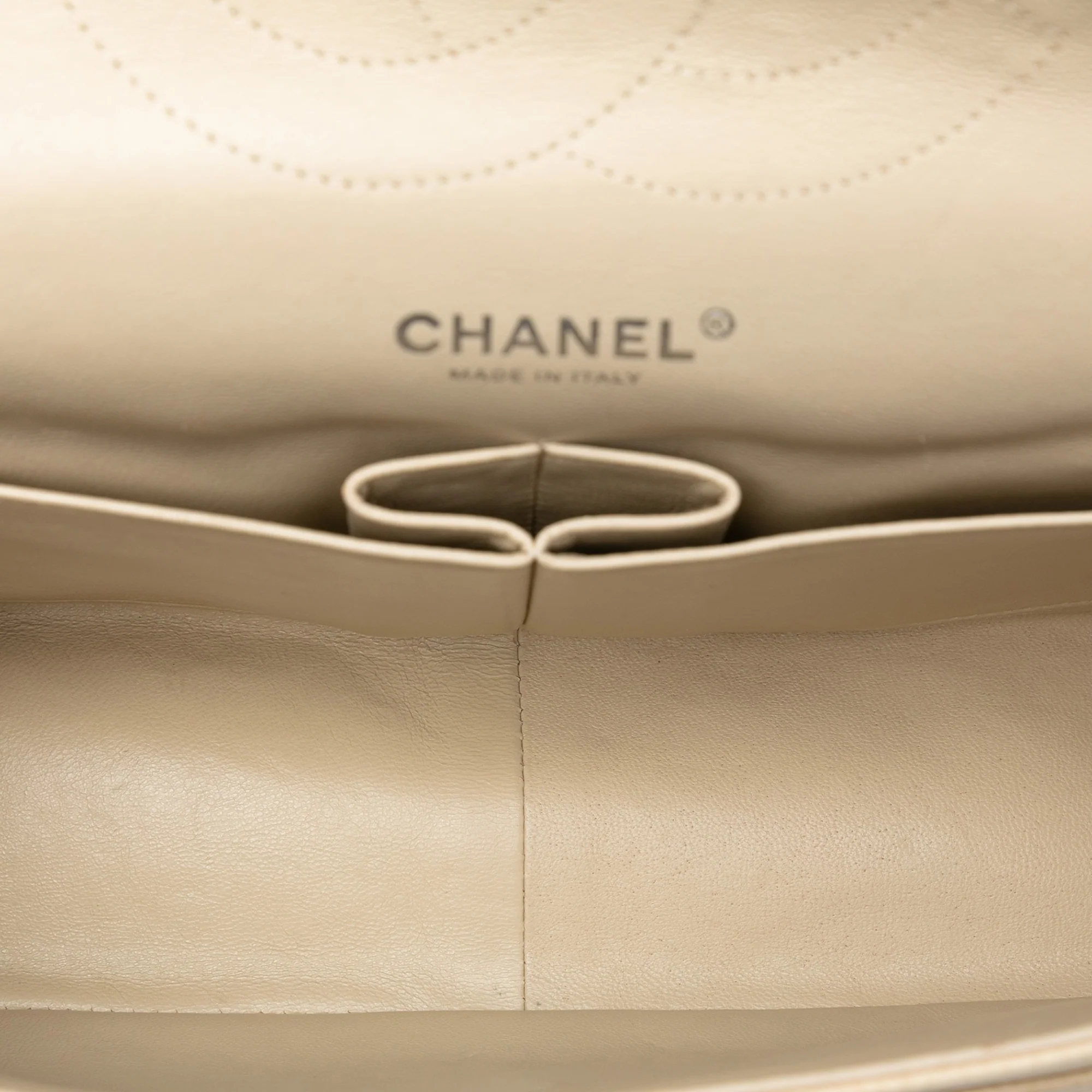 Classic Double Flap Bag Quilted Caviar Jumbo - Image 4