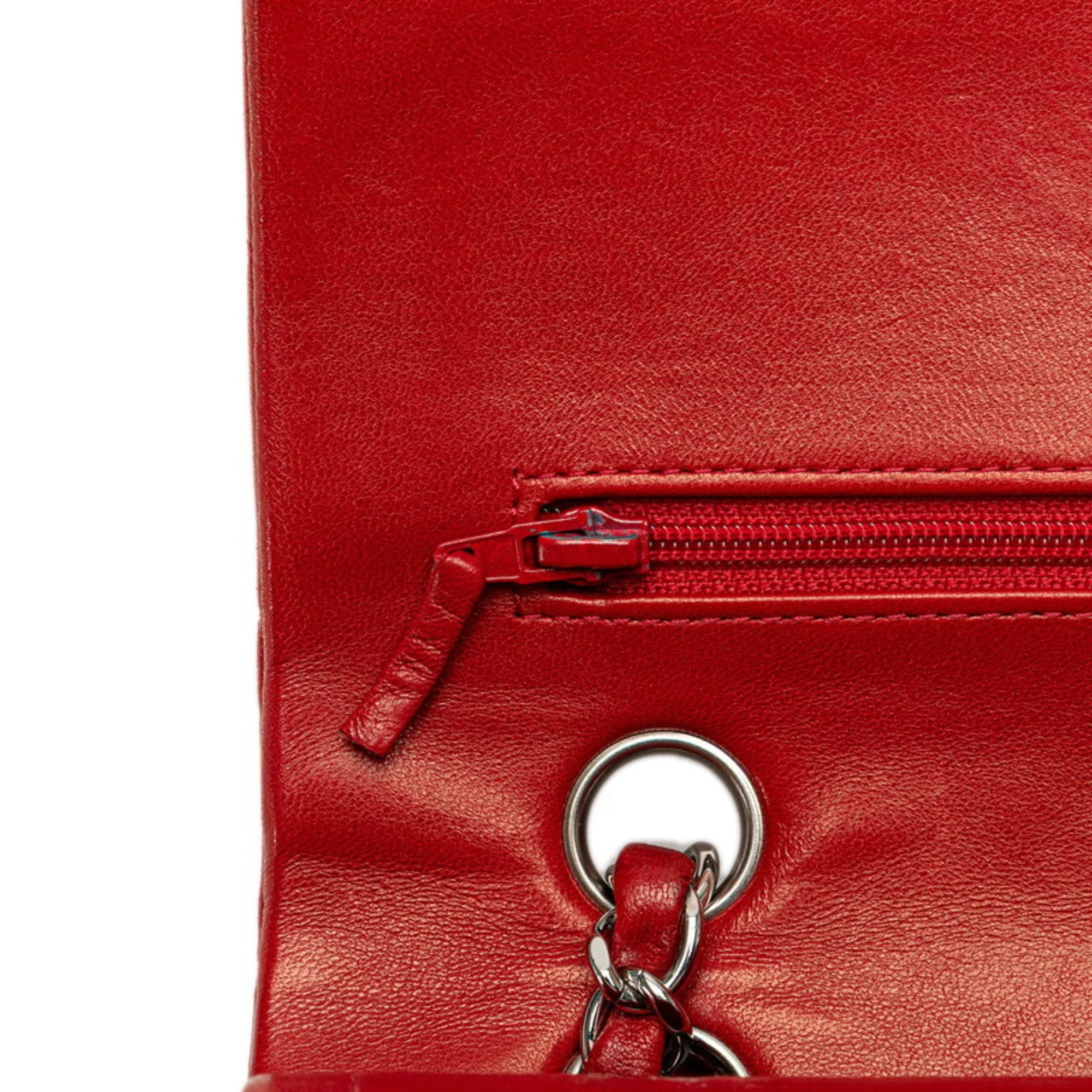 Classic Double Flap Bag Quilted Lambskin Medium - Image 9