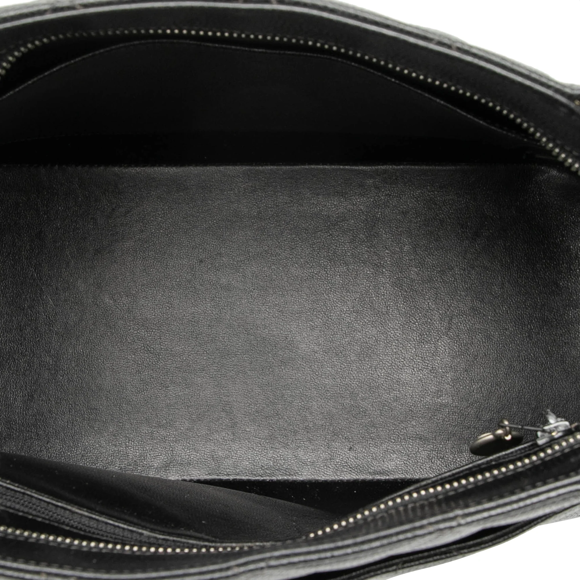 Medallion Tote Quilted Caviar - Image 4