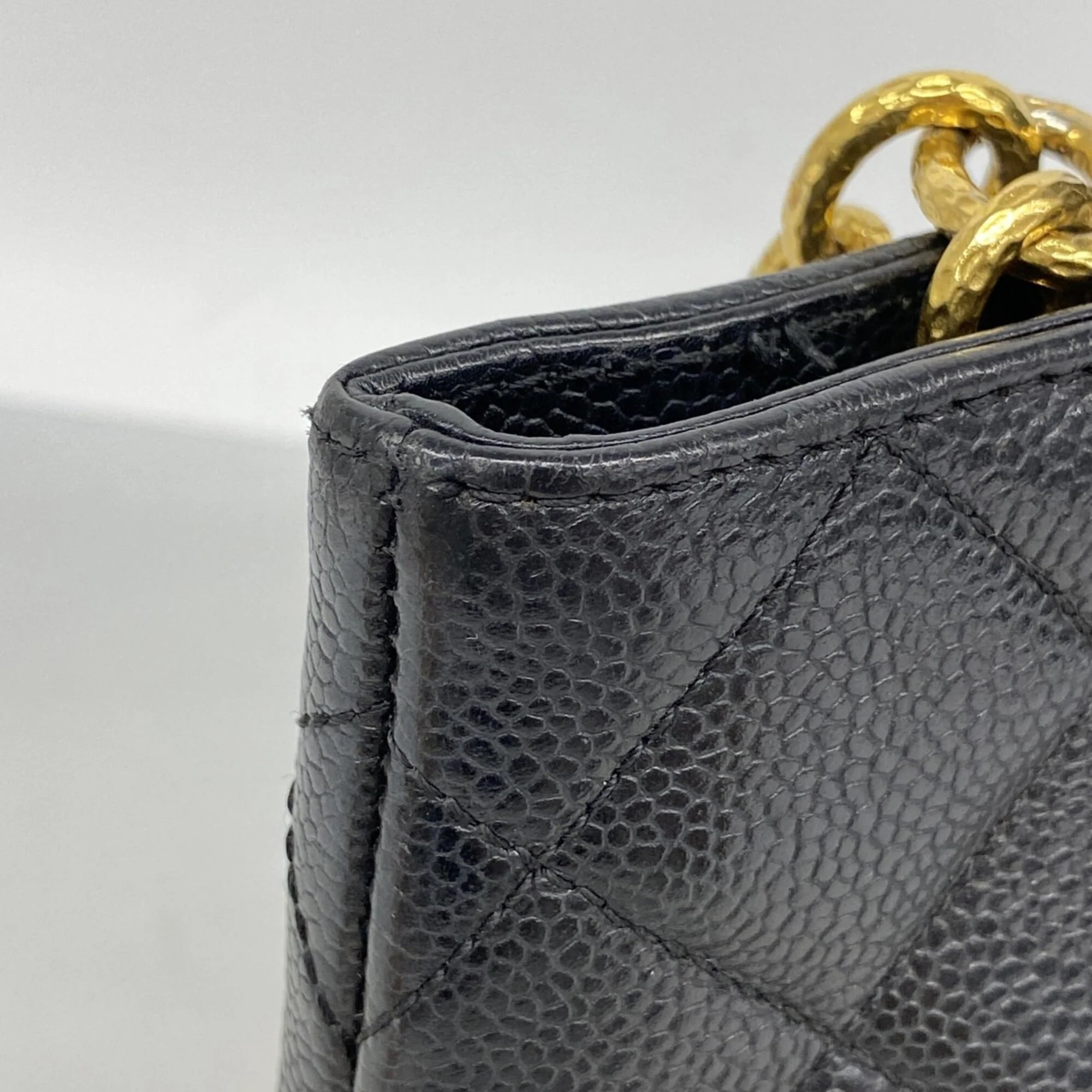 Medallion Tote Quilted Caviar - Image 7