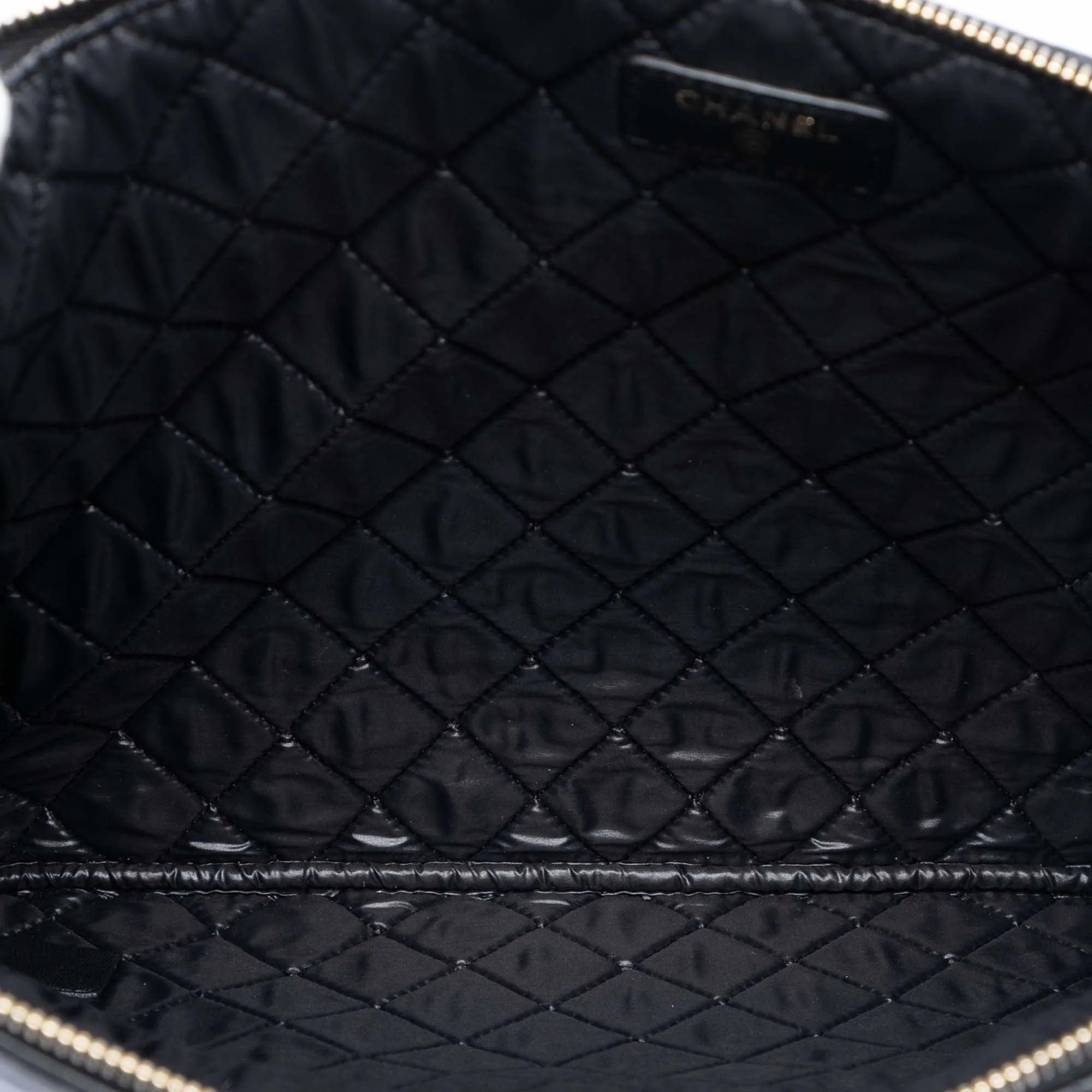 O Case Clutch Quilted Lambskin Large - Image 4