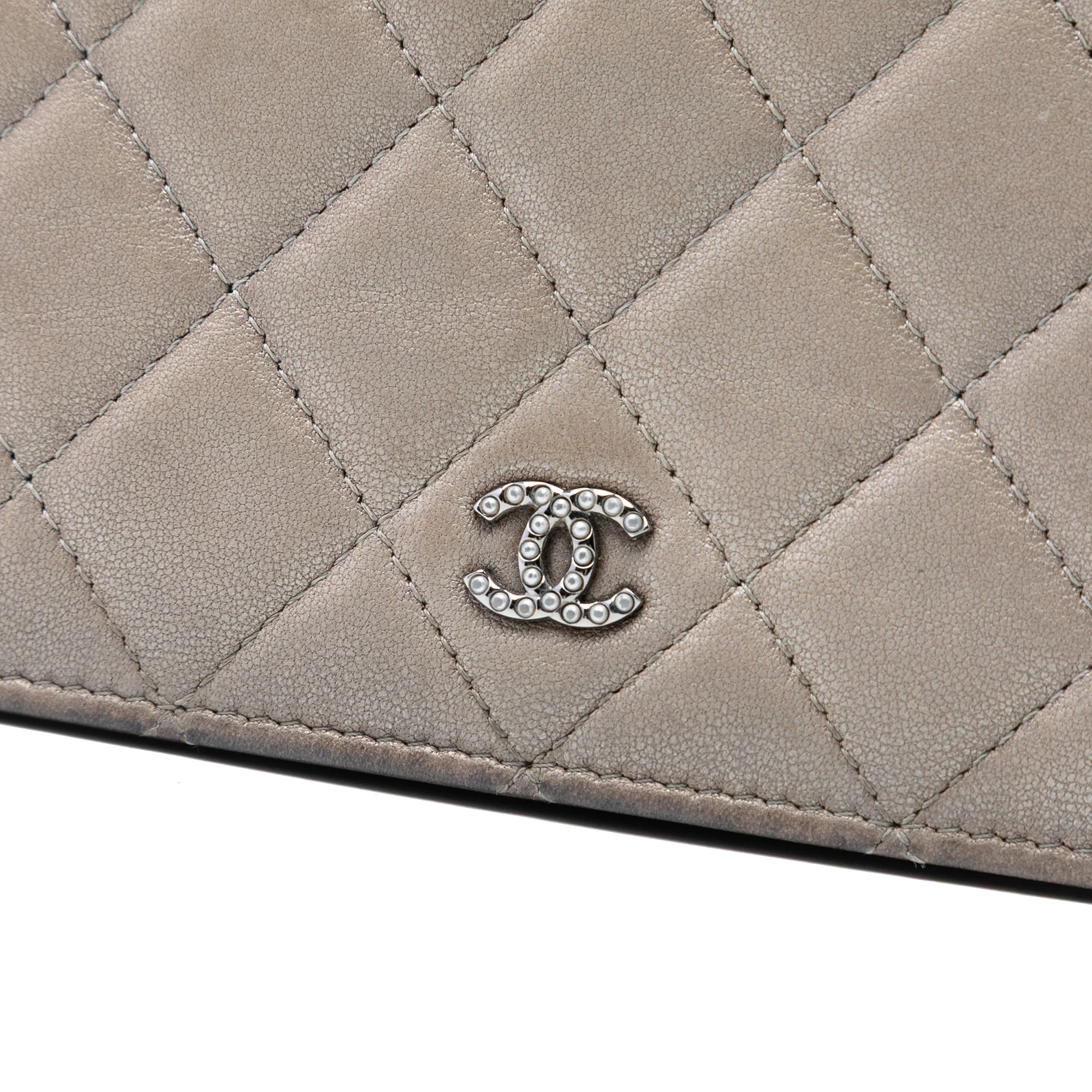 Pearl Strap Wallet on Chain Quilted Lambskin - Image 5