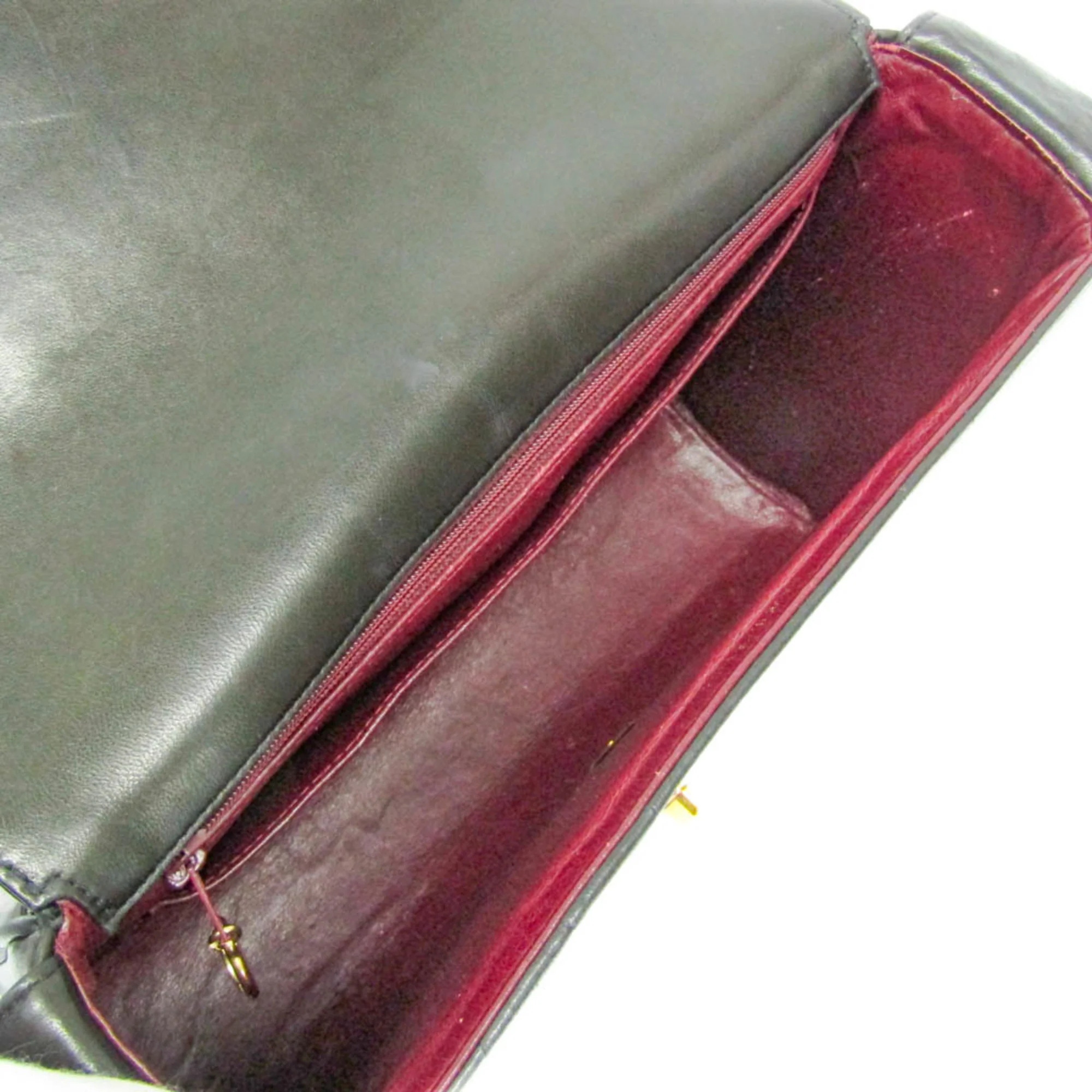 Vintage CC Shoulder Bag Vertical Quilt Lambskin Medium - Image 3