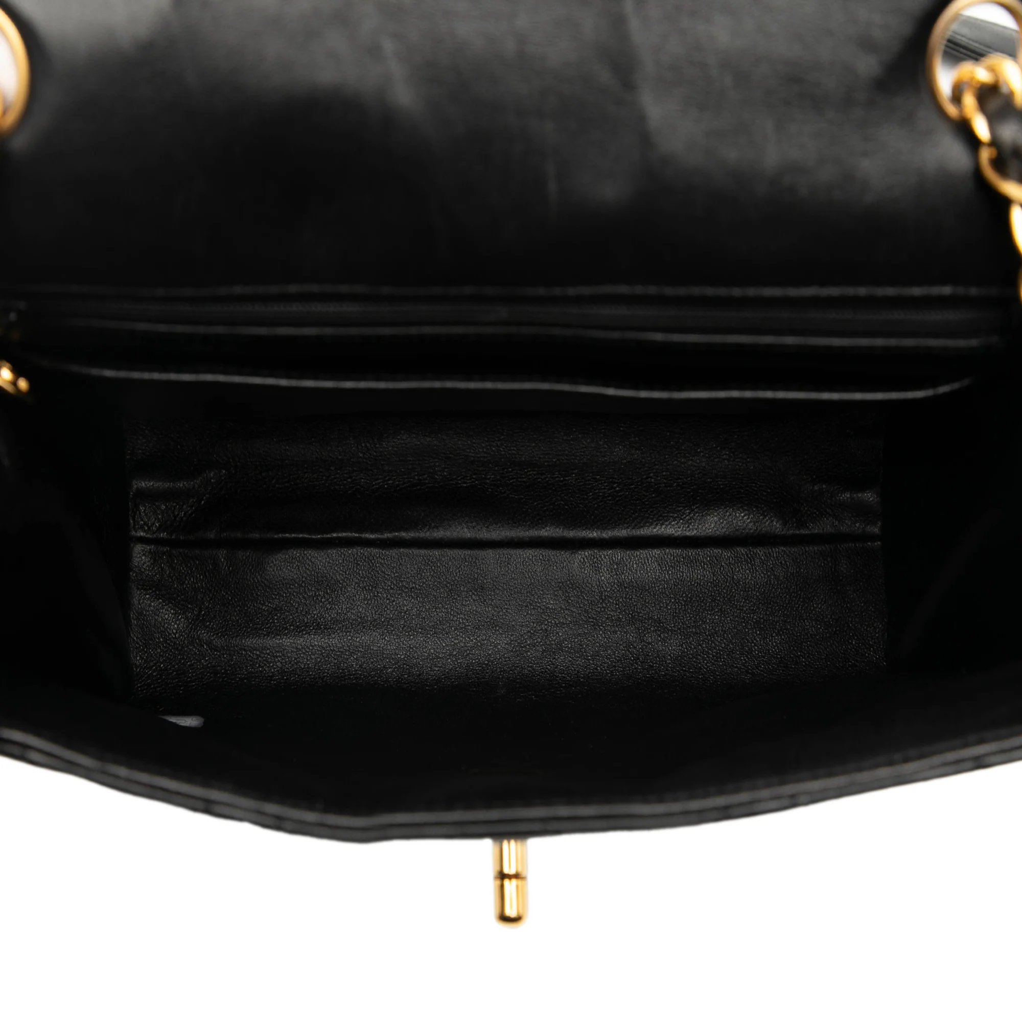 Vintage Square CC Flap Bag Quilted Lambskin Medium - Image 4