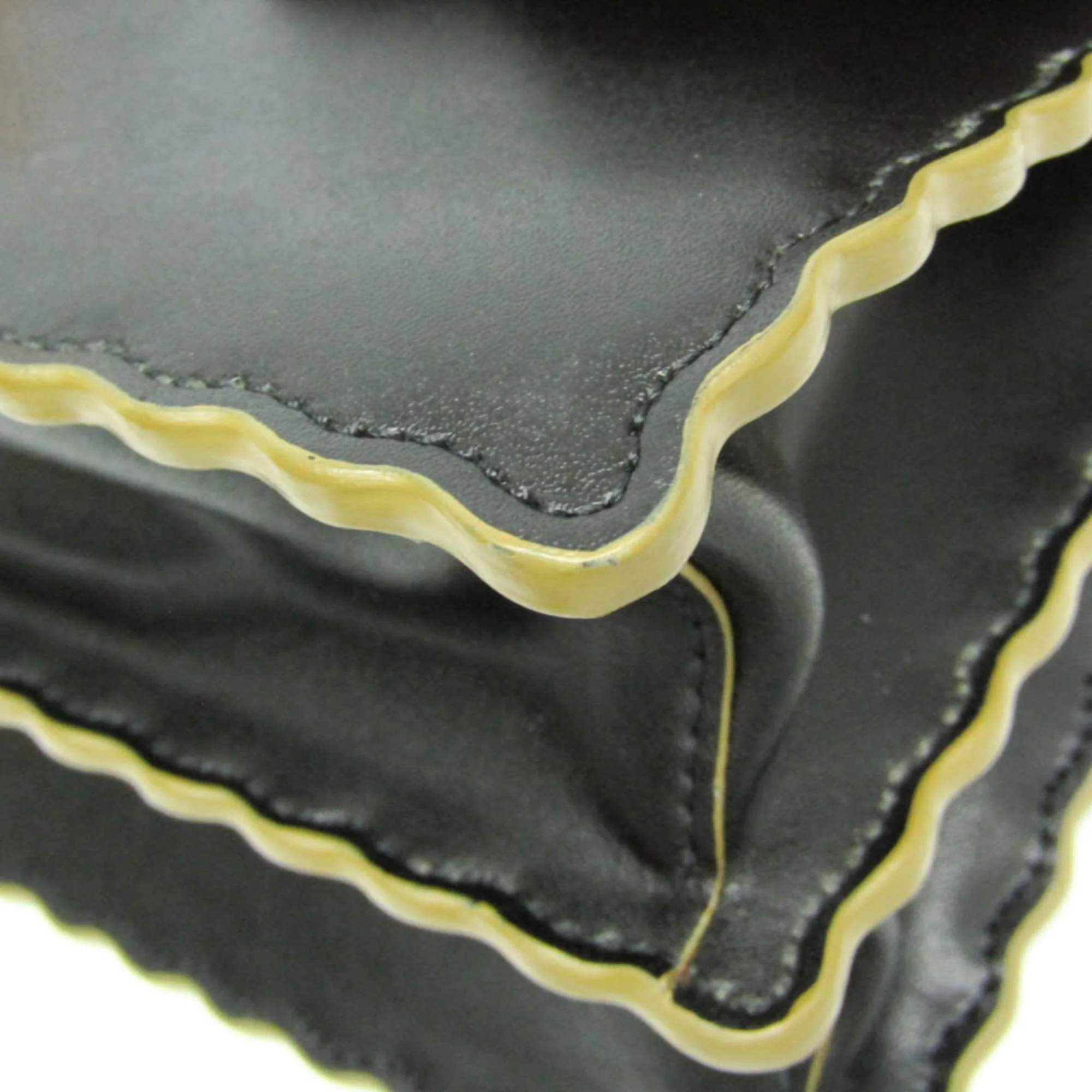 Kan I Bag Leather Medium - Image 4