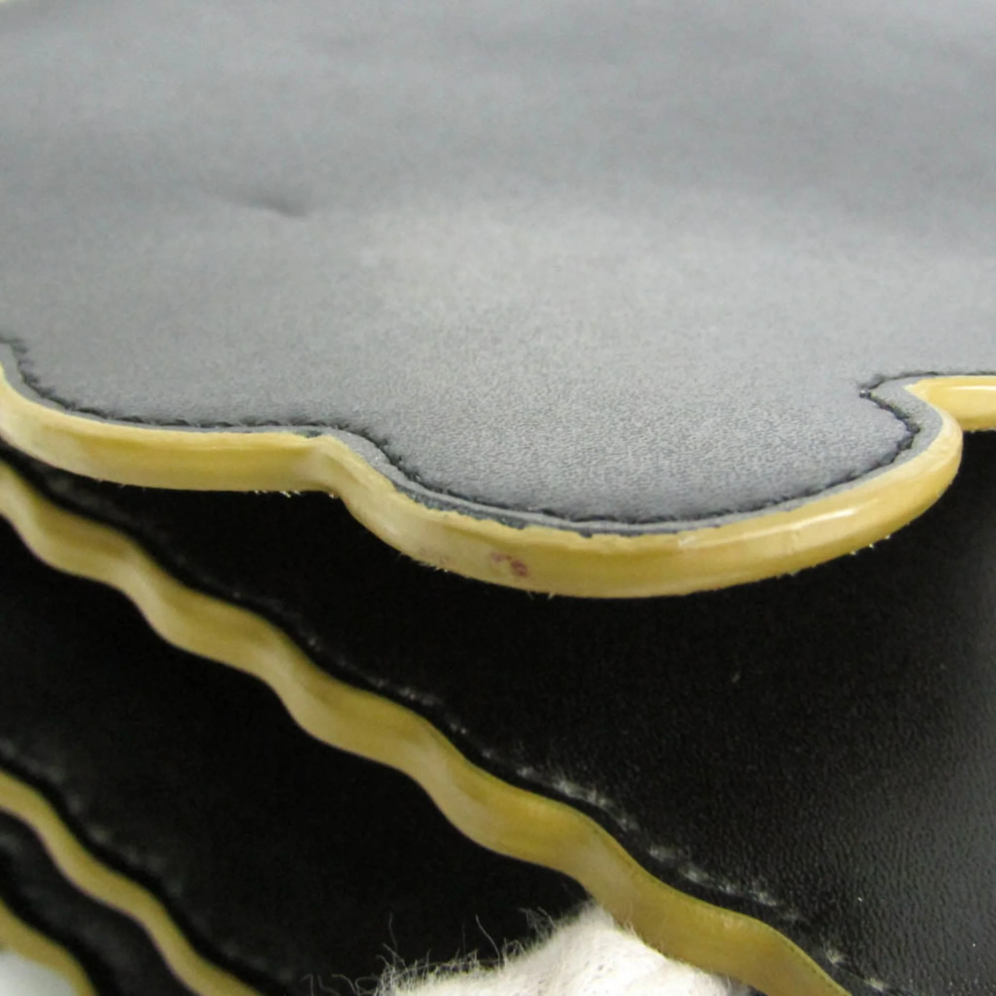 Kan I Bag Leather Medium - Image 6