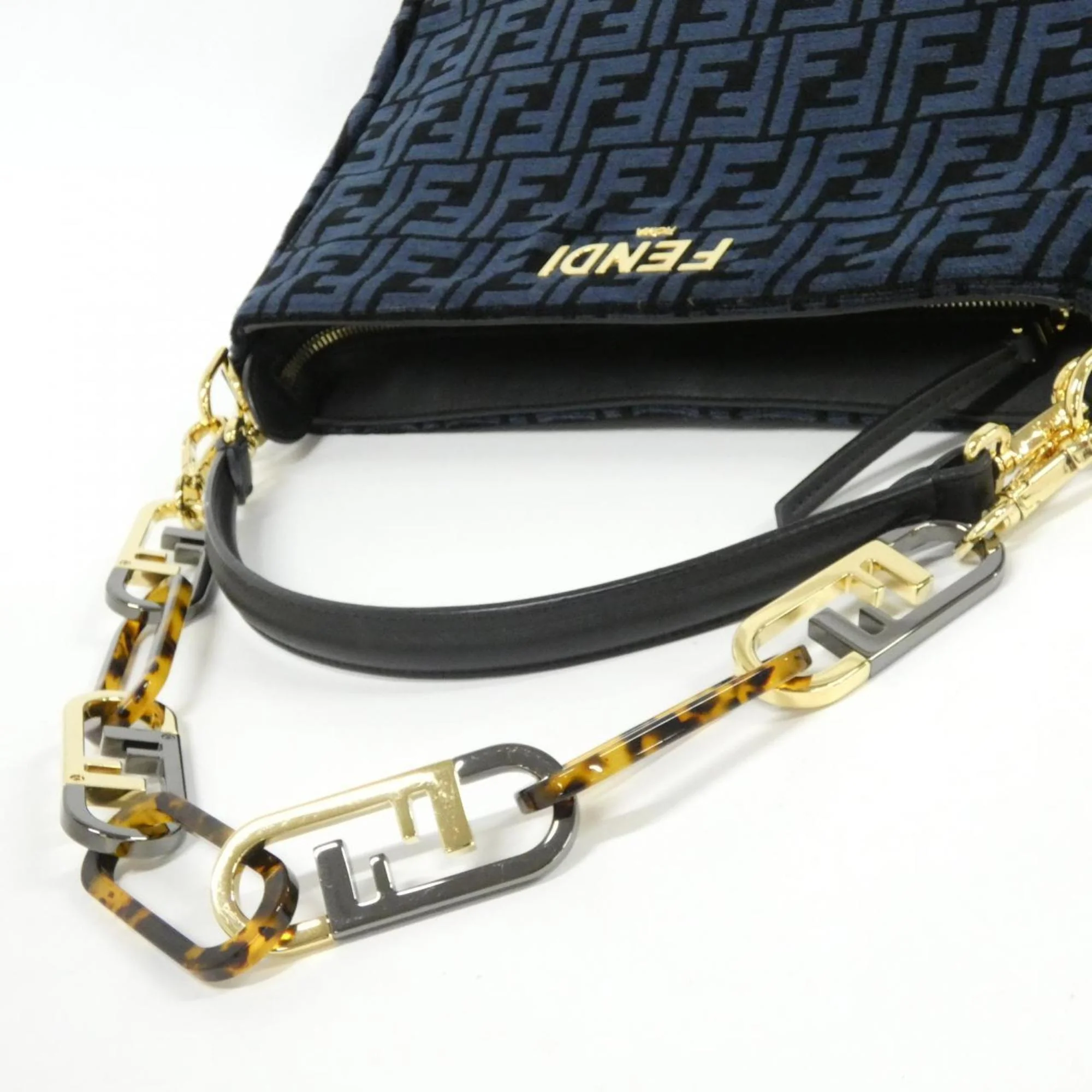 O'Lock Zip Shoulder Bag Zucca Chenille - Image 9