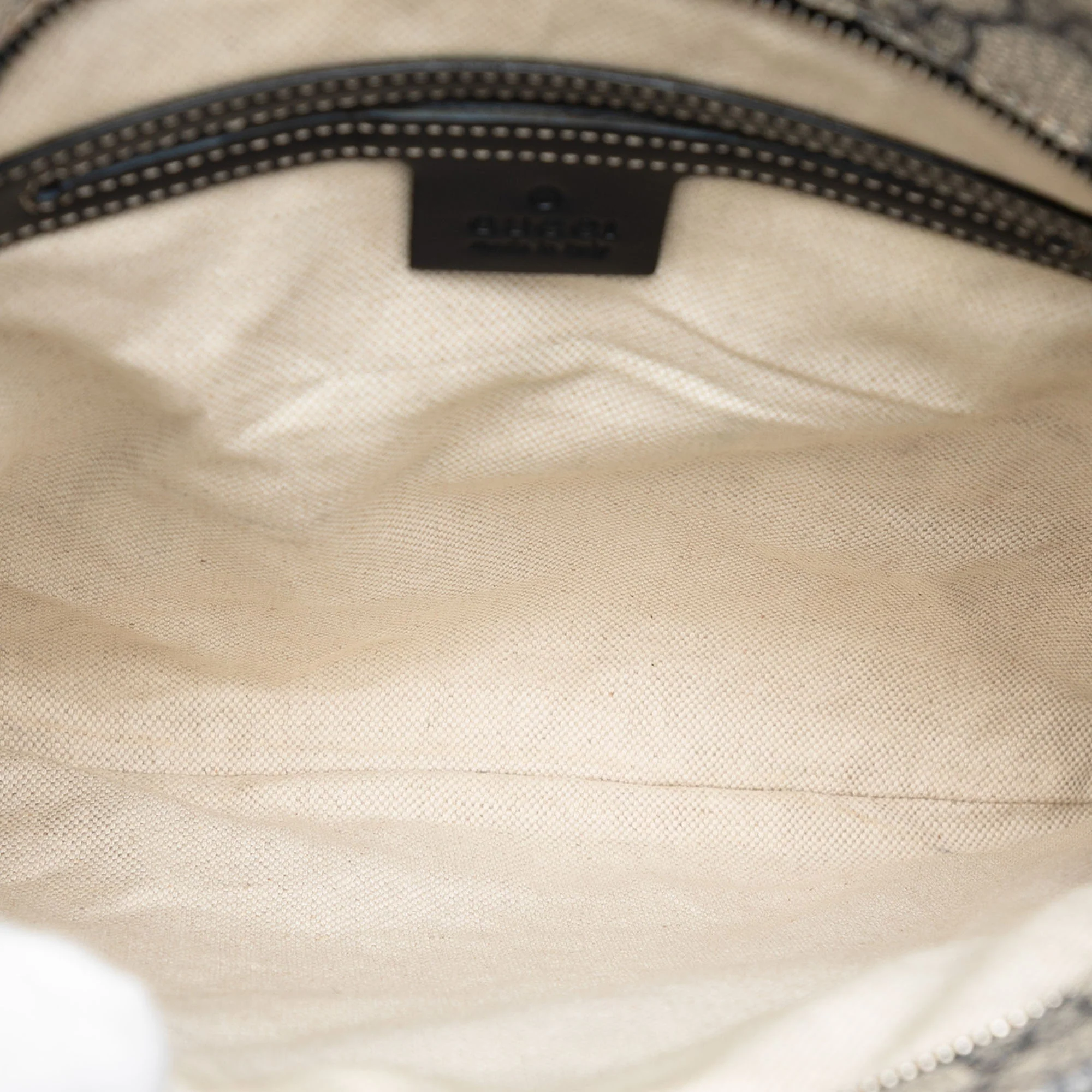 Flat Messenger Bag GG Coated Canvas Medium - Image 4