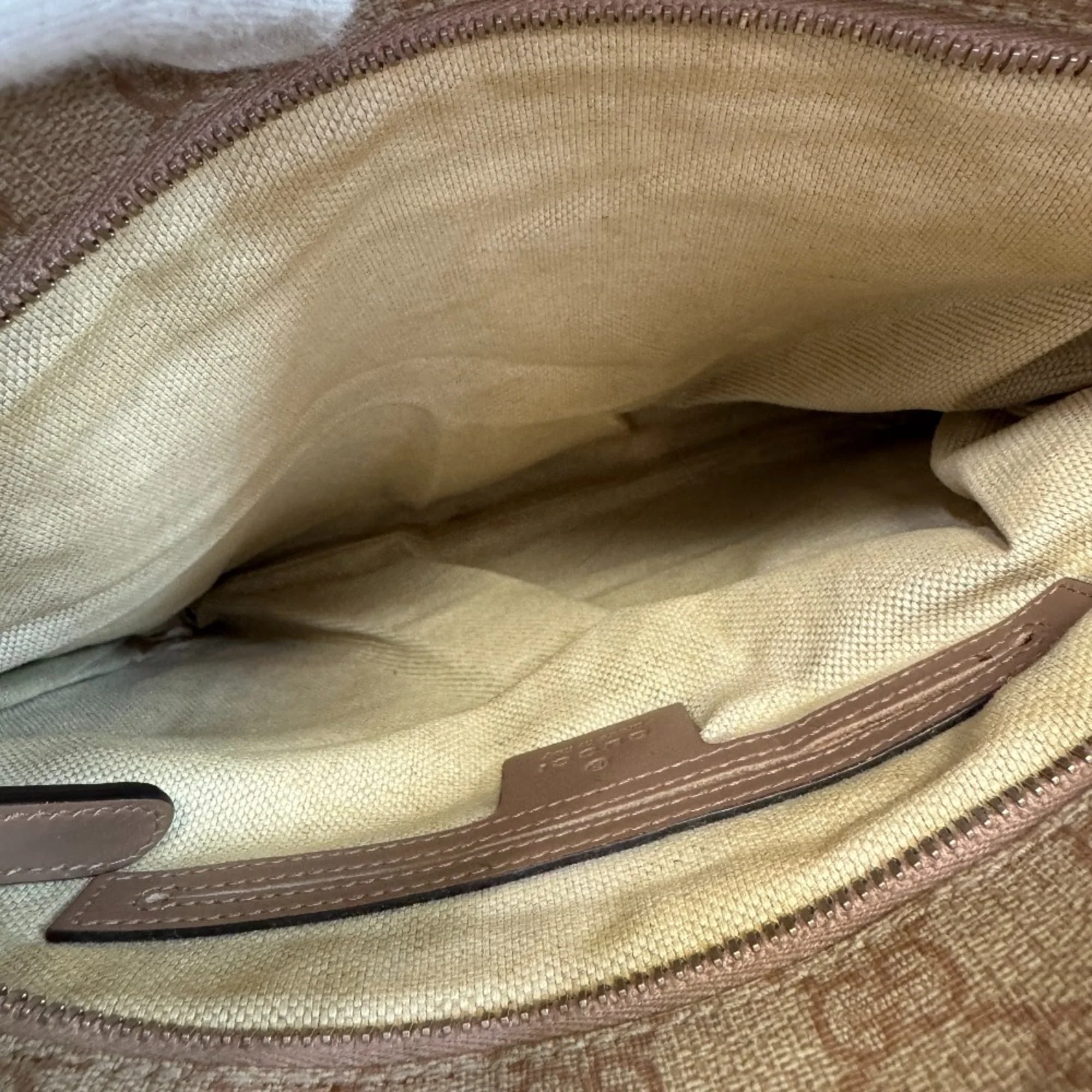 Front Zip Flat Messenger Bag GG Coated Canvas Medium - Image 9