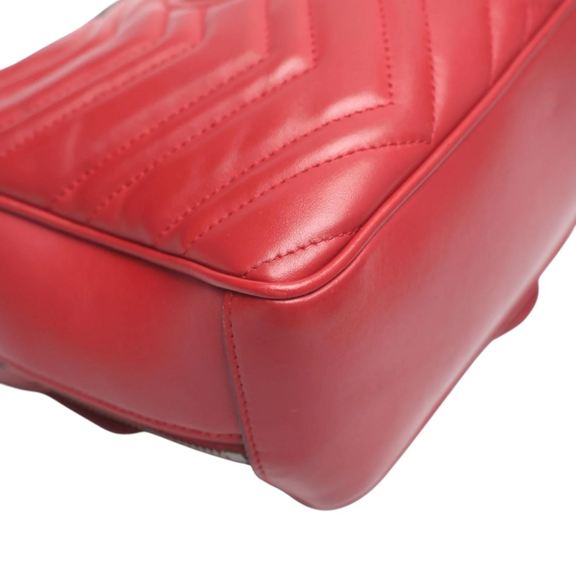 GG Marmont Zip Around Camera Bag Matelasse Leather Small - Image 9