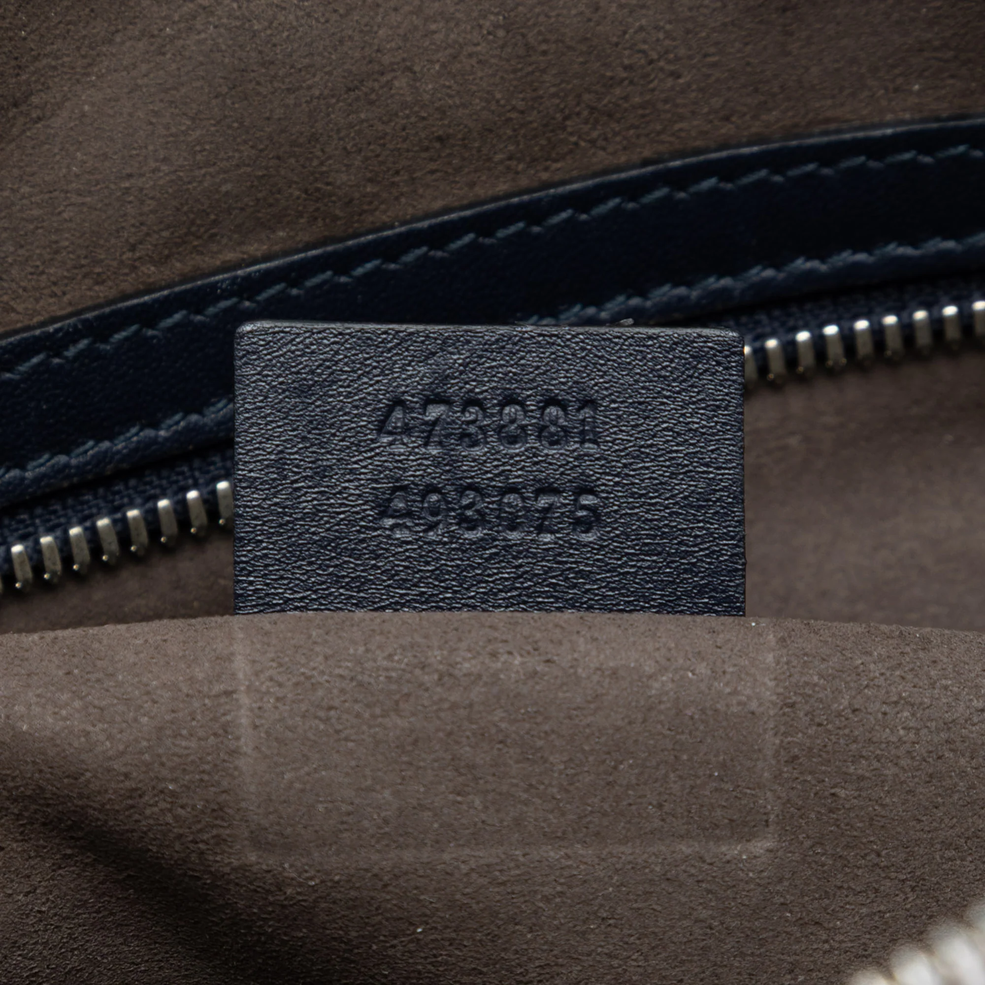 Signature Soft Wristlet Guccissima Leather - Image 6