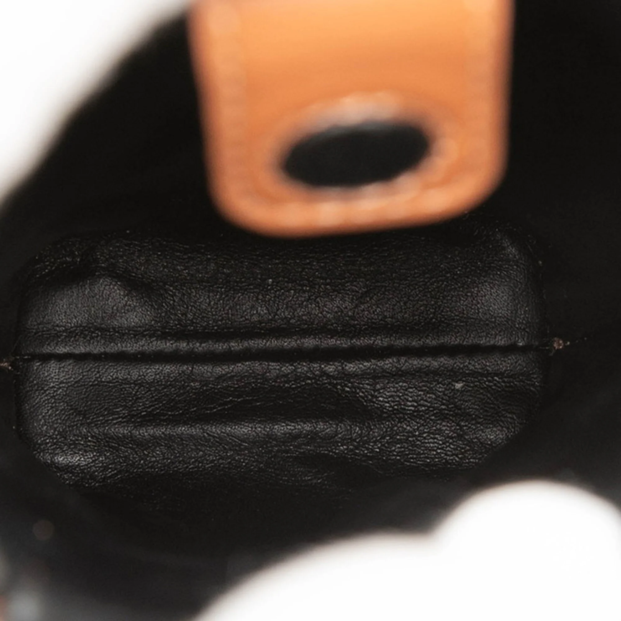 Elephant Pocket Crossbody Bag Leather - Image 4