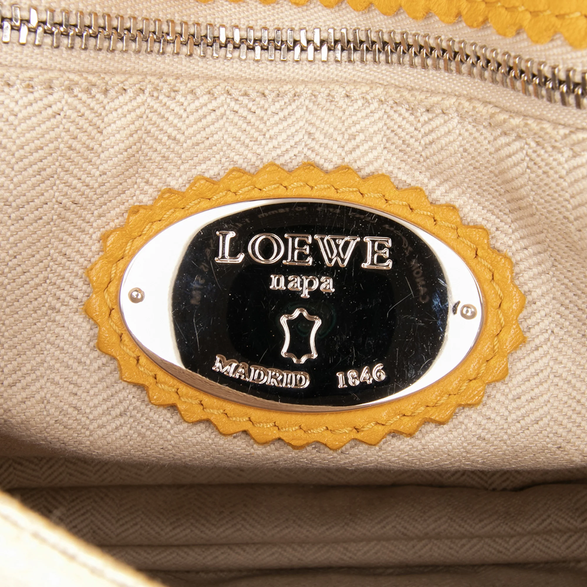 Flamenco Crossbody Bag Leather Small - Image 5