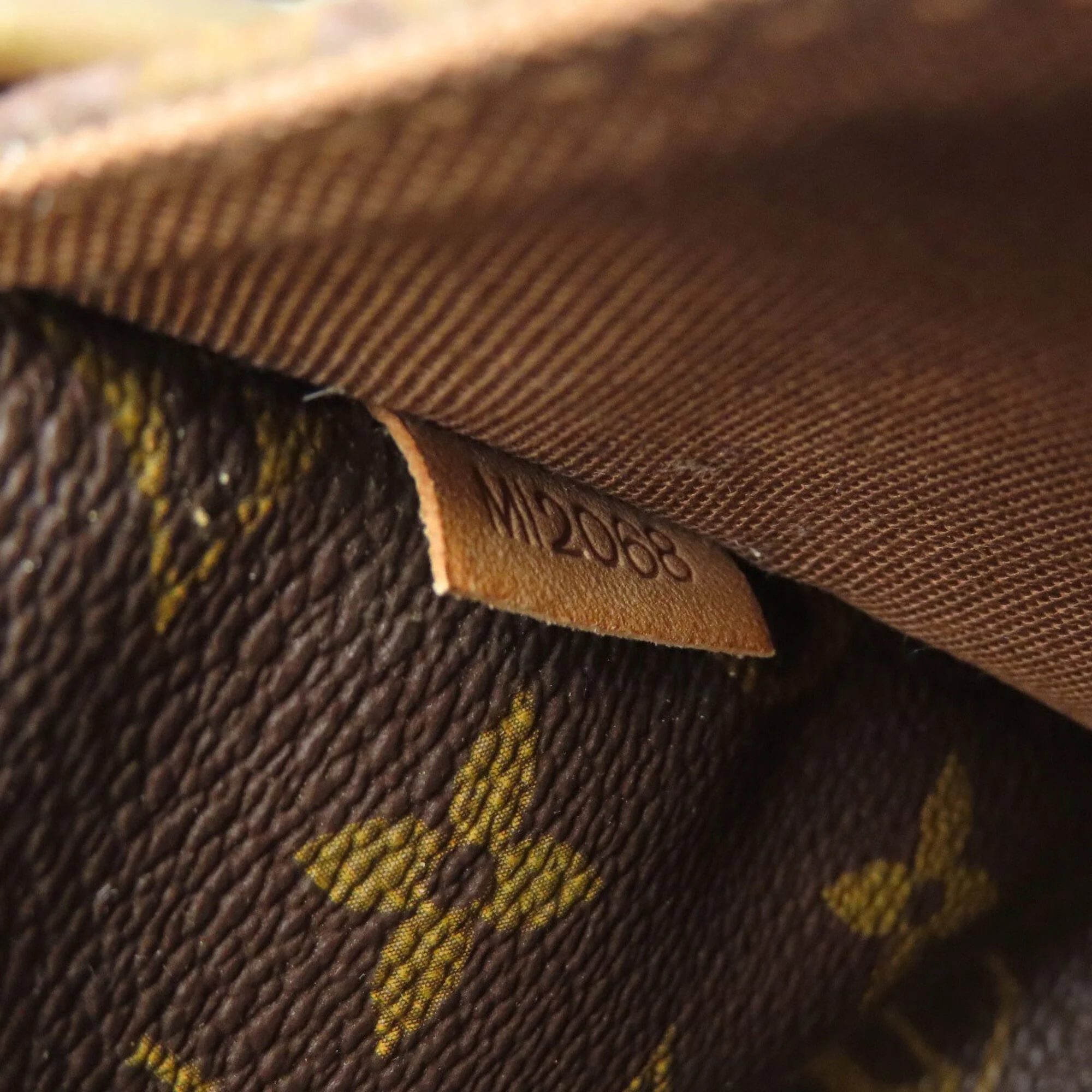 Bosphore Messenger Bag Monogram Canvas PM - Image 7